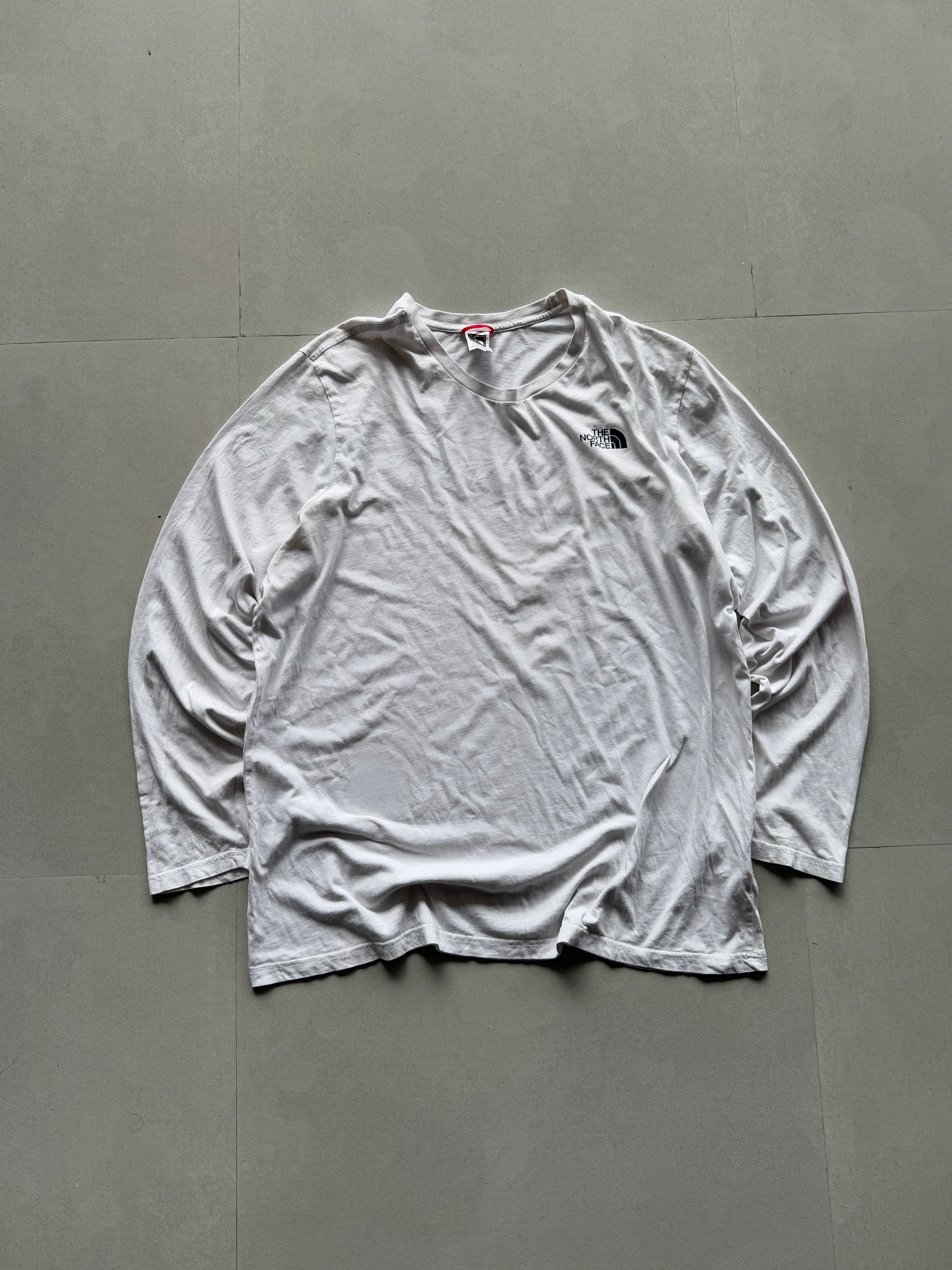 THE NORTH FACE FULL SLEEVE TEE - L