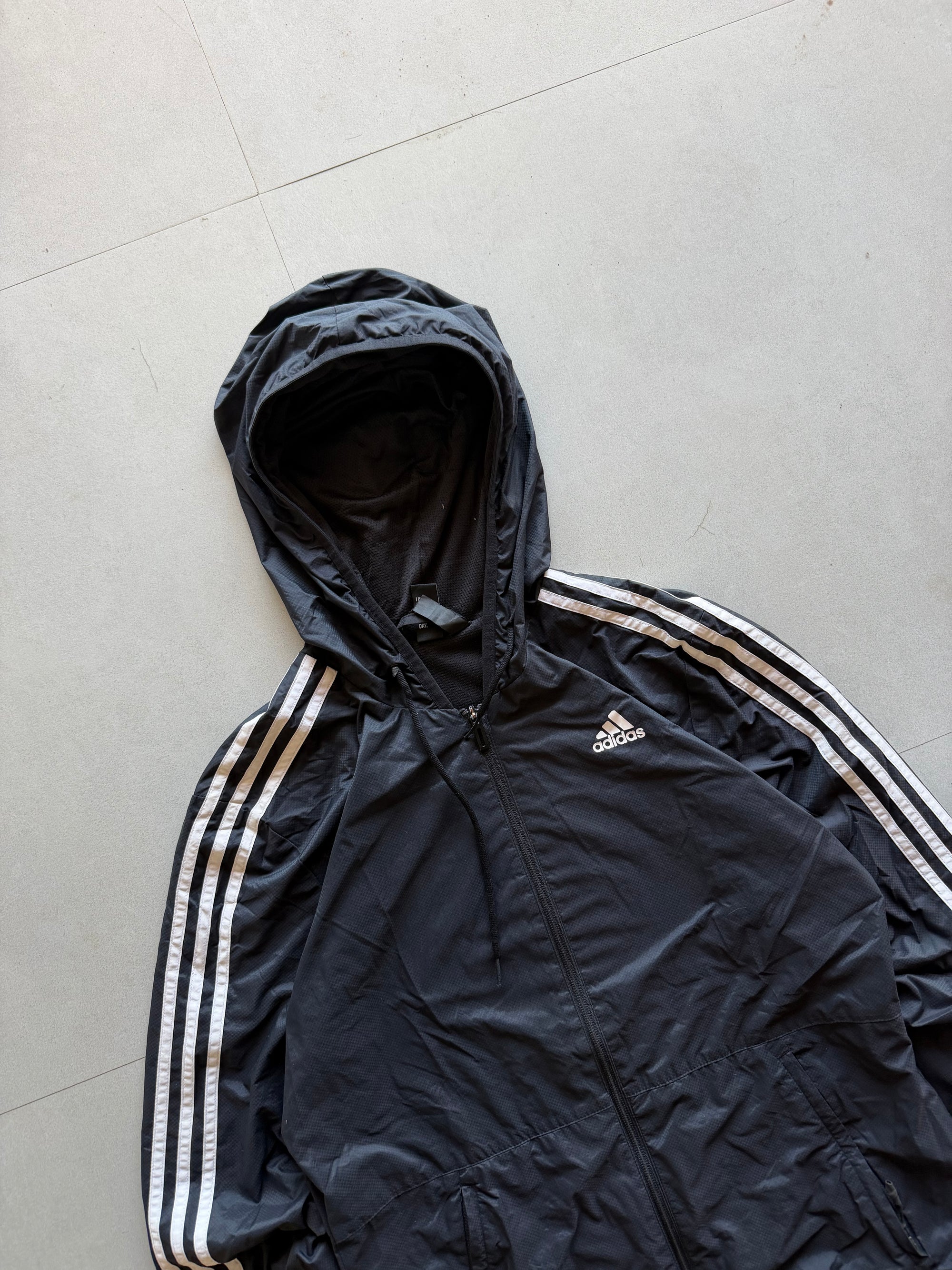 ADIDAS STRIPED HOODED JACKET - M