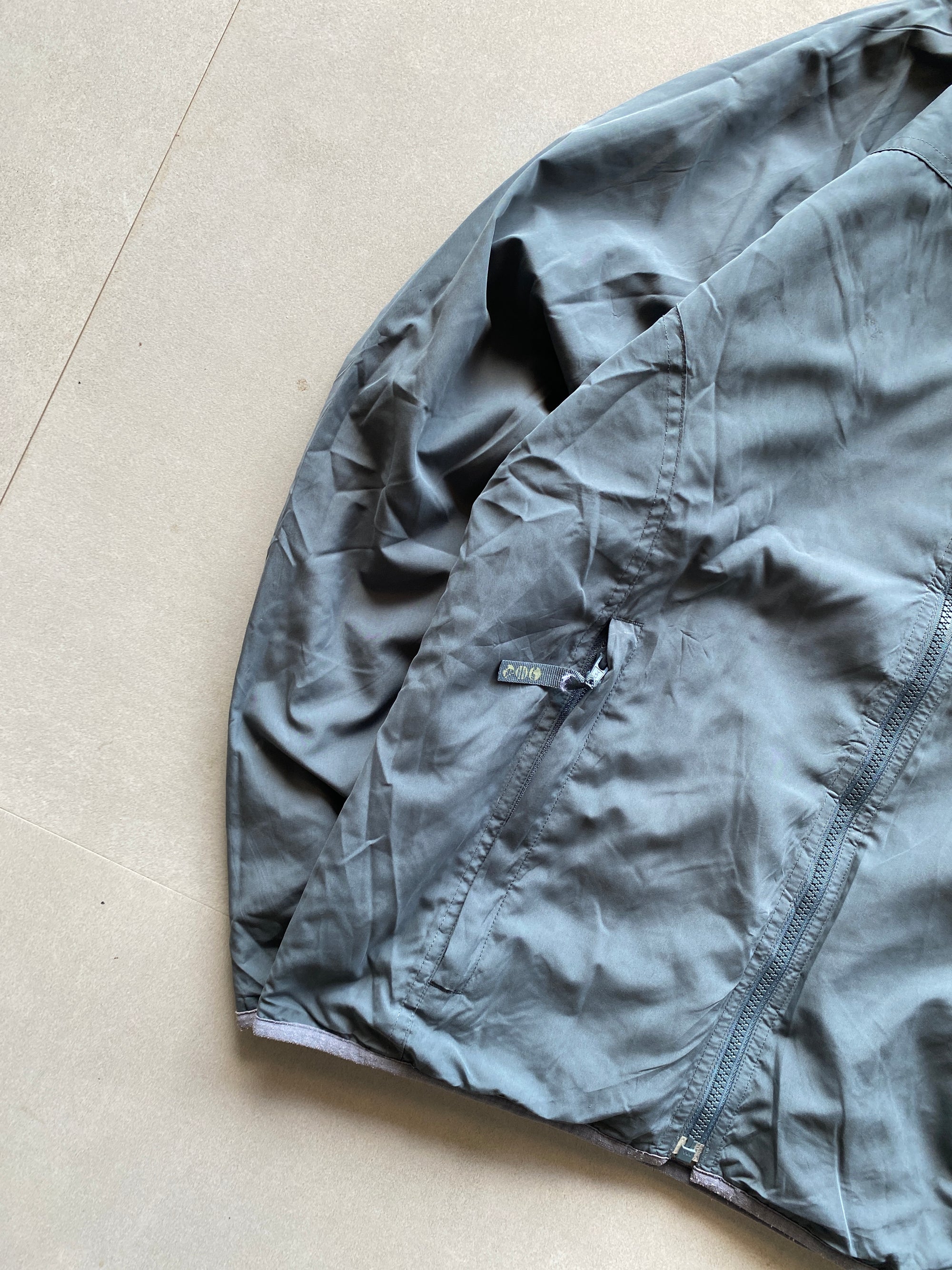 DECATHLON REVERSIBLE JACKET - M