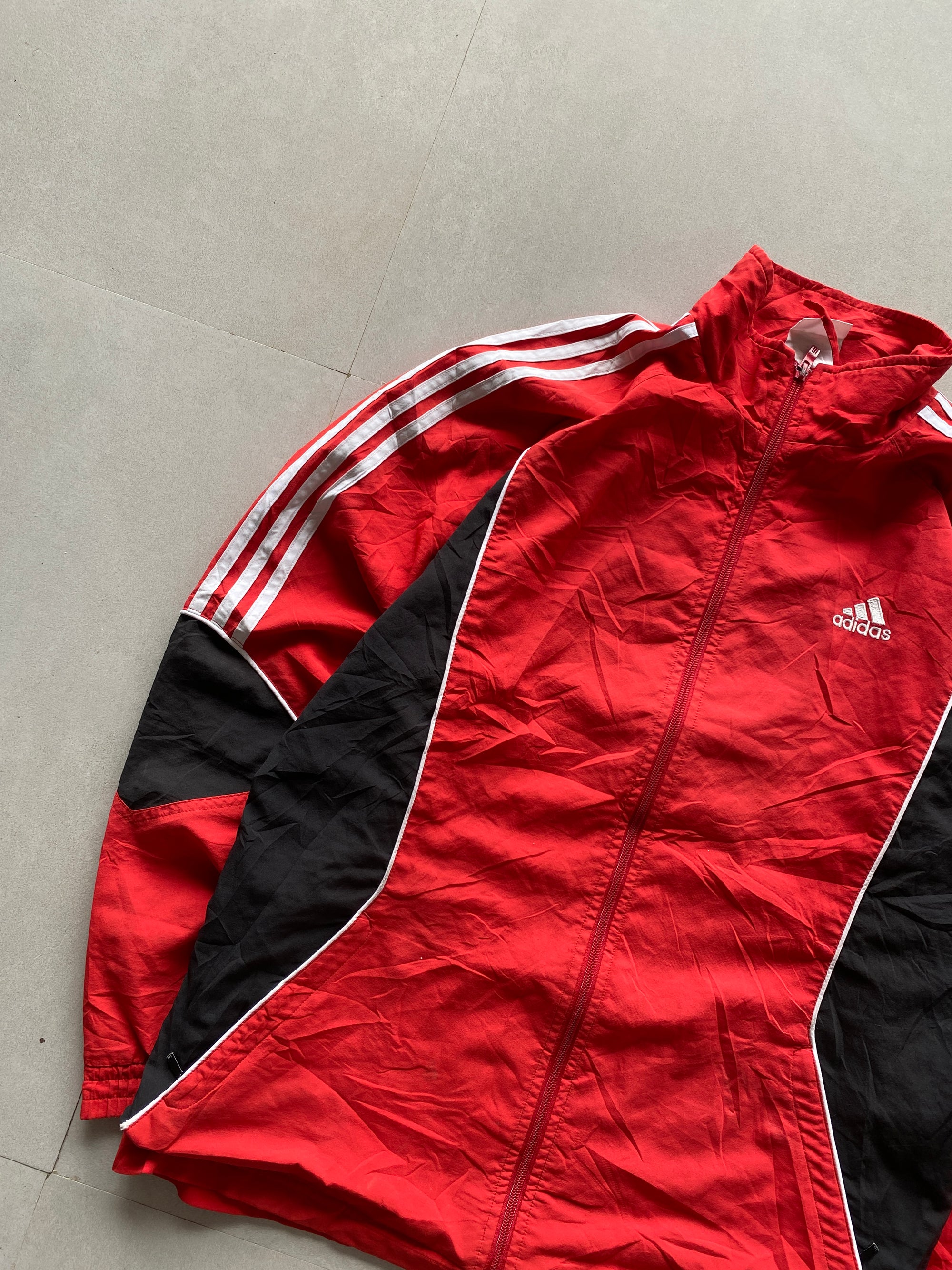 ADIDAS JACKET - L