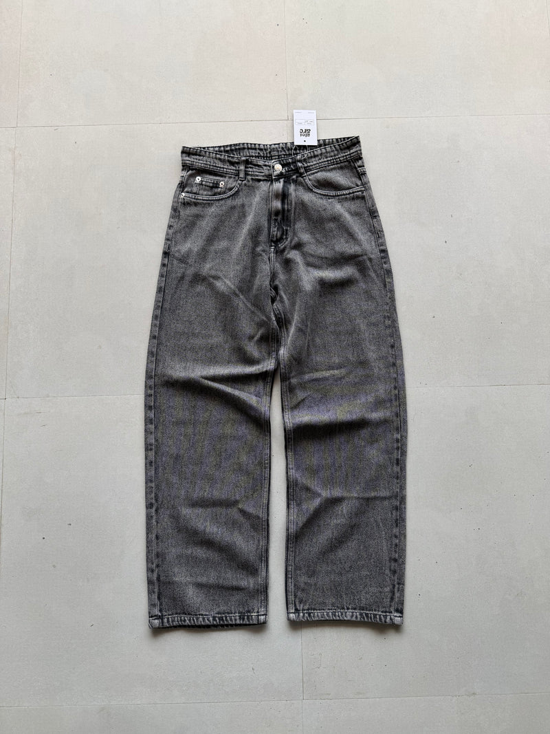 DN33 STRIGHT FIT DENIM - M