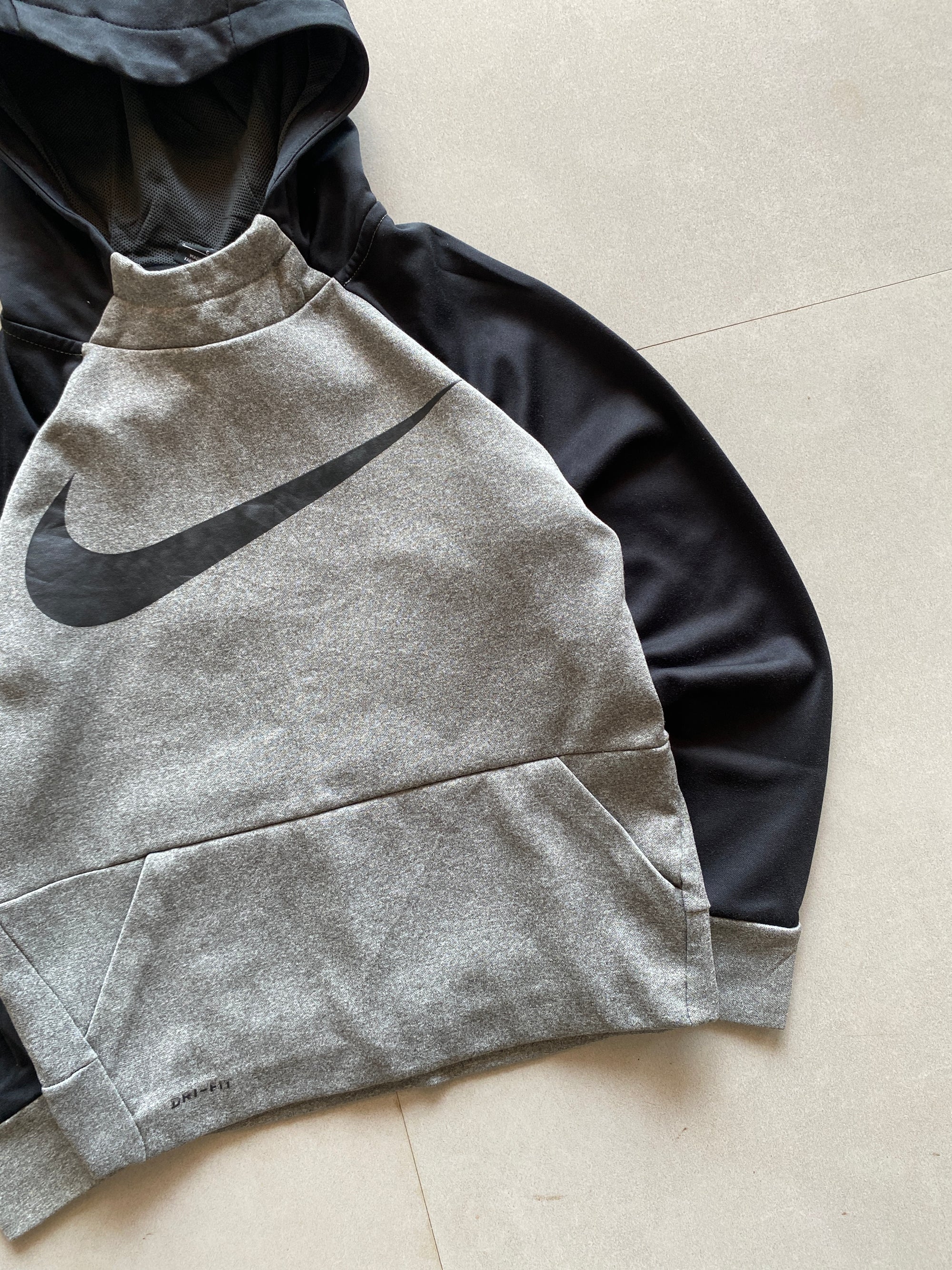 NIKE BIG LOGO HOODIE - YM