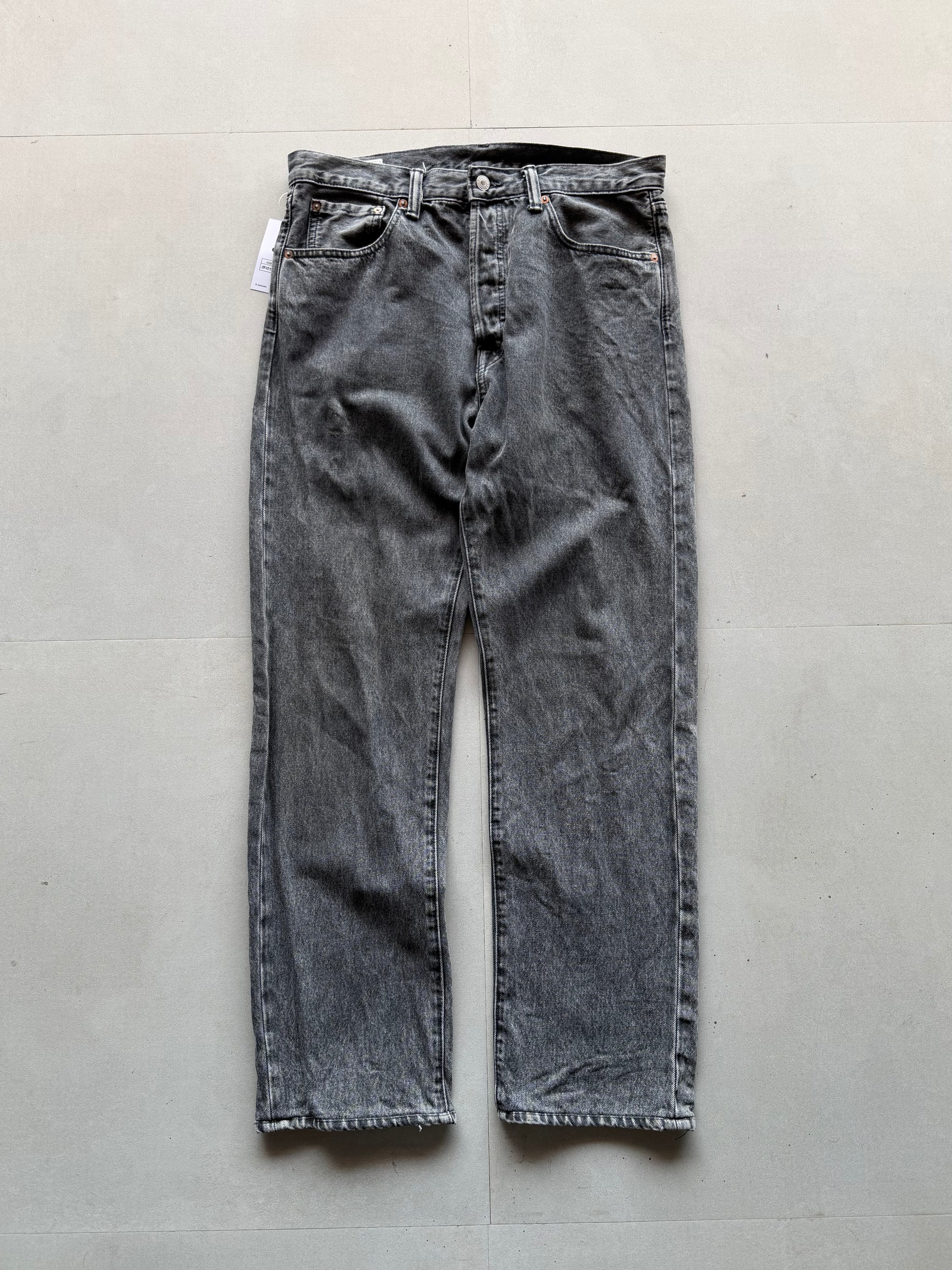 B105 STRIGHTFIT DENIM - M