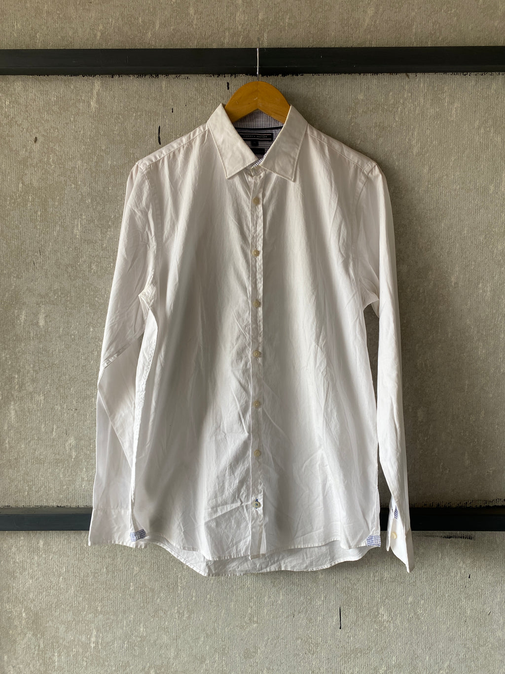 TOMMI HILFIGER SHIRT - M