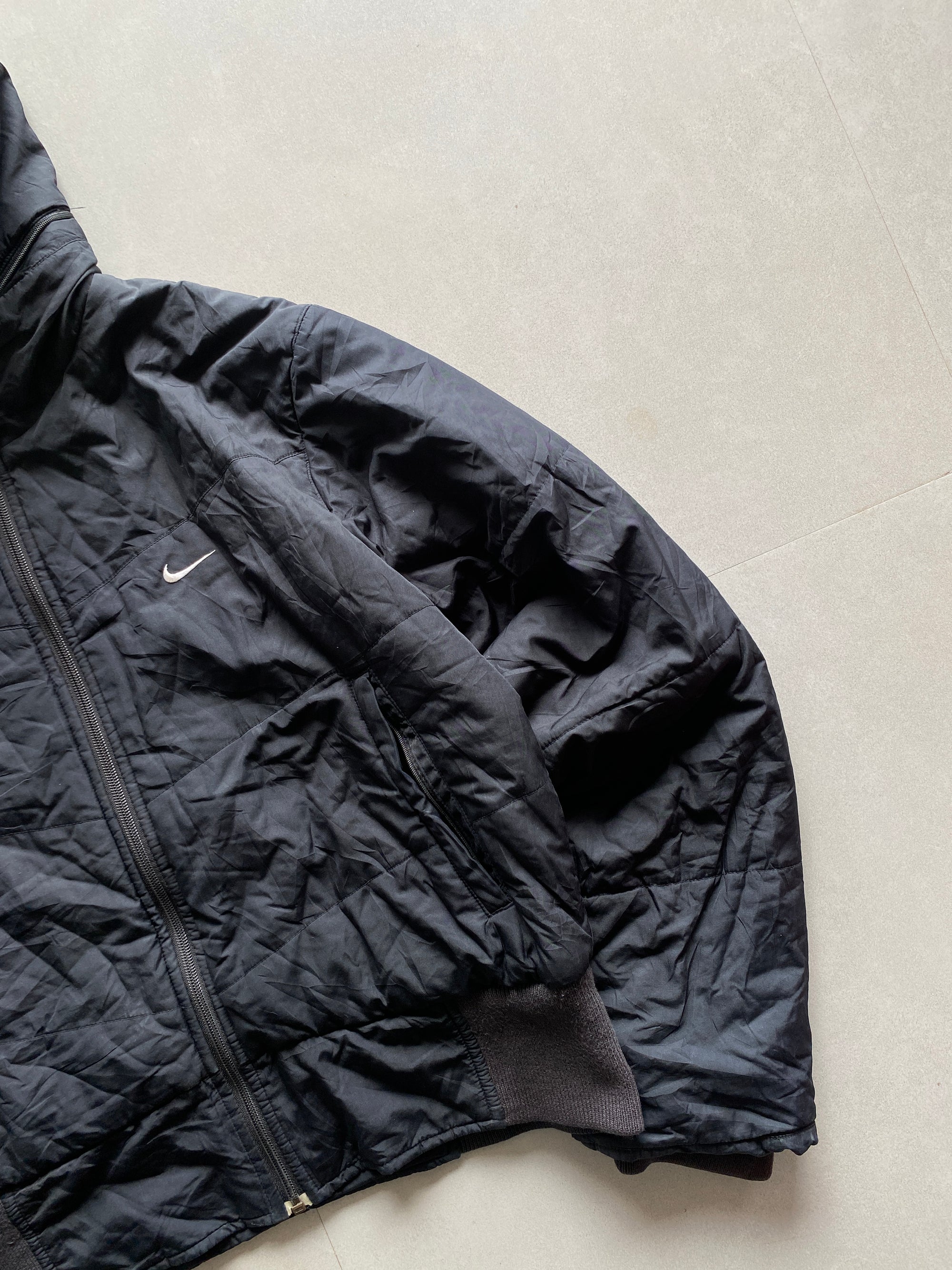 NIKE LIGHT WEIGHT PUFFER JACKET - S