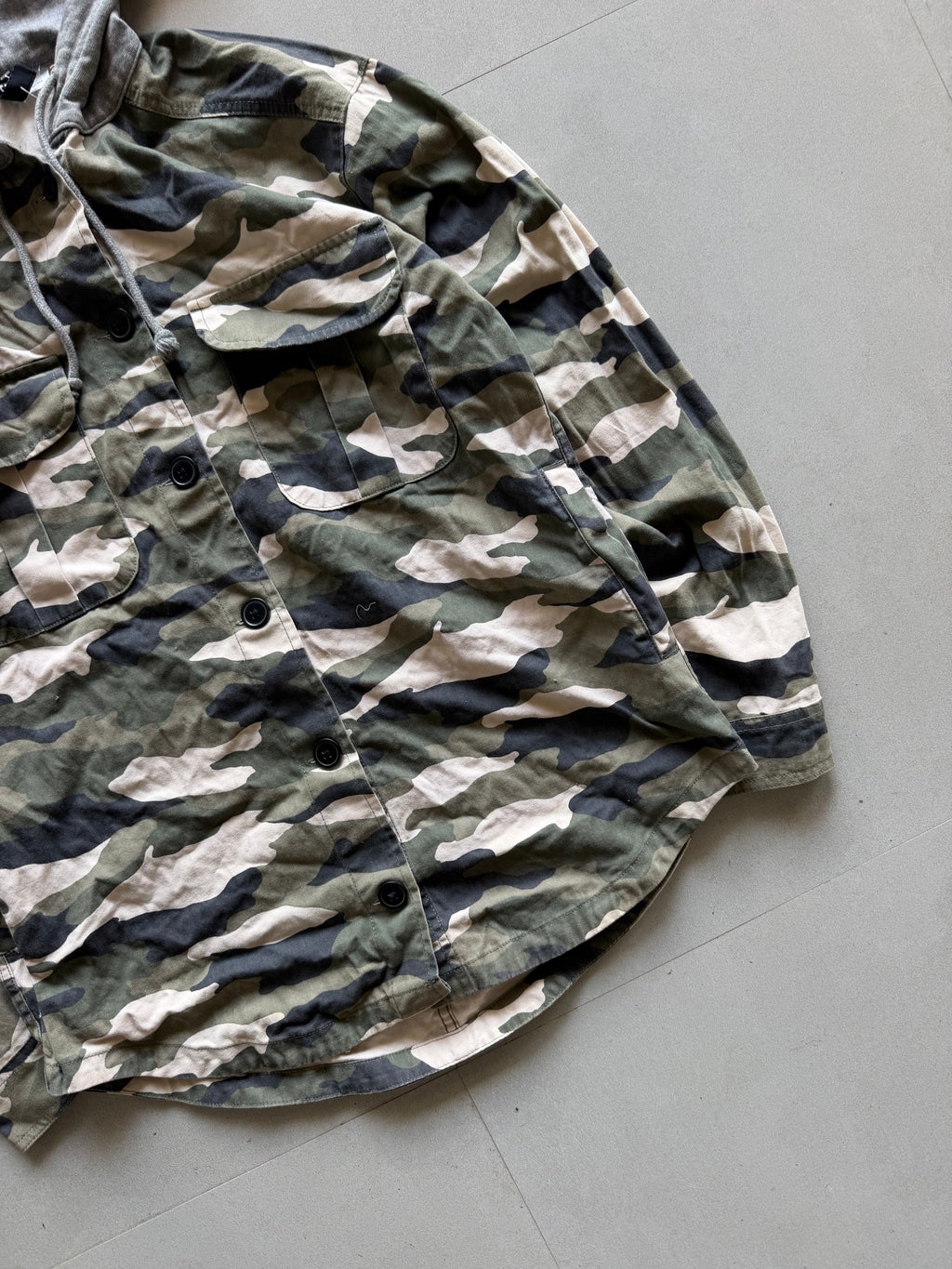 H&M HOODED FLANNEL JACKET -