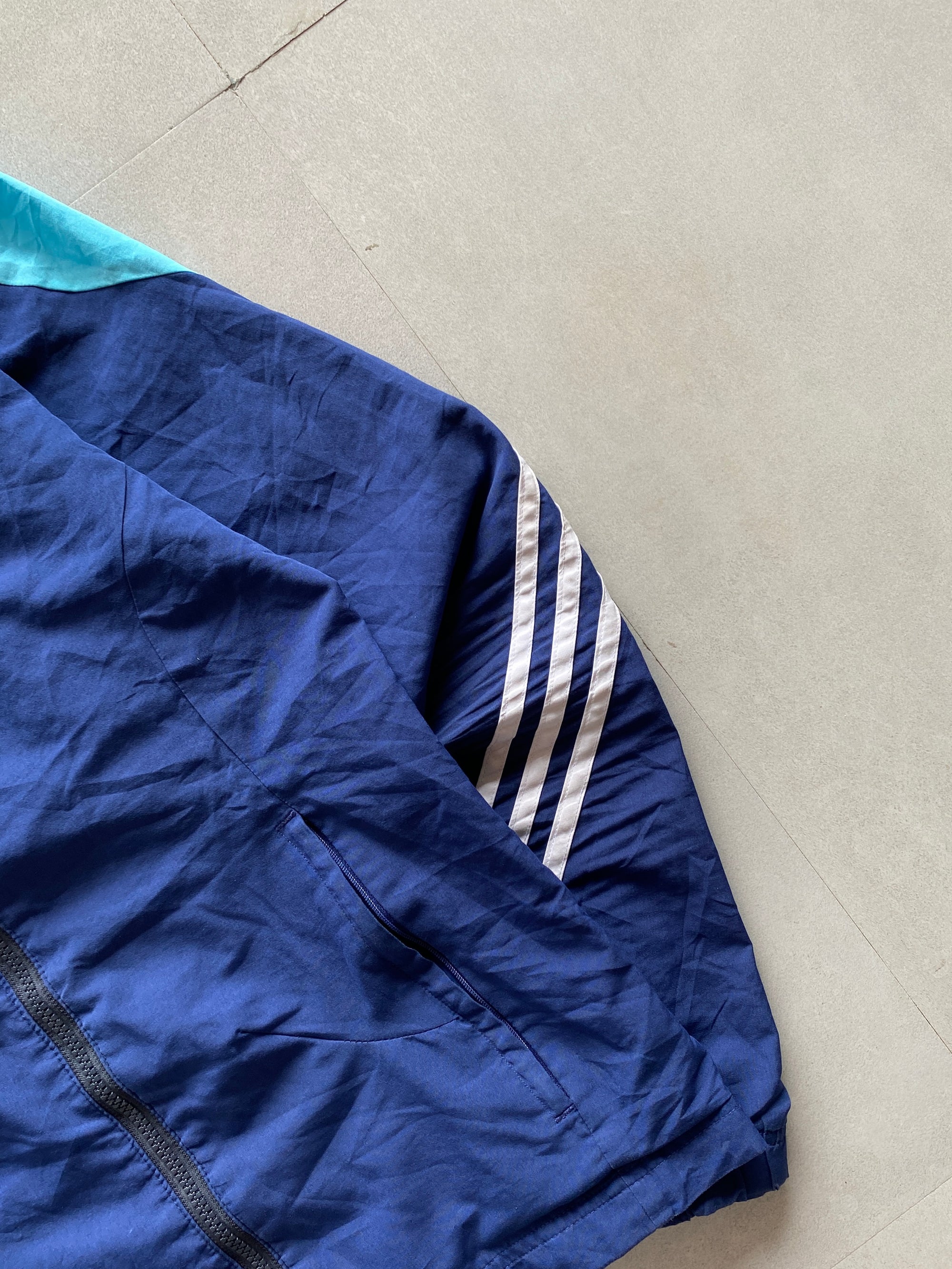 ADIDAS STRIPED JACKET - XS
