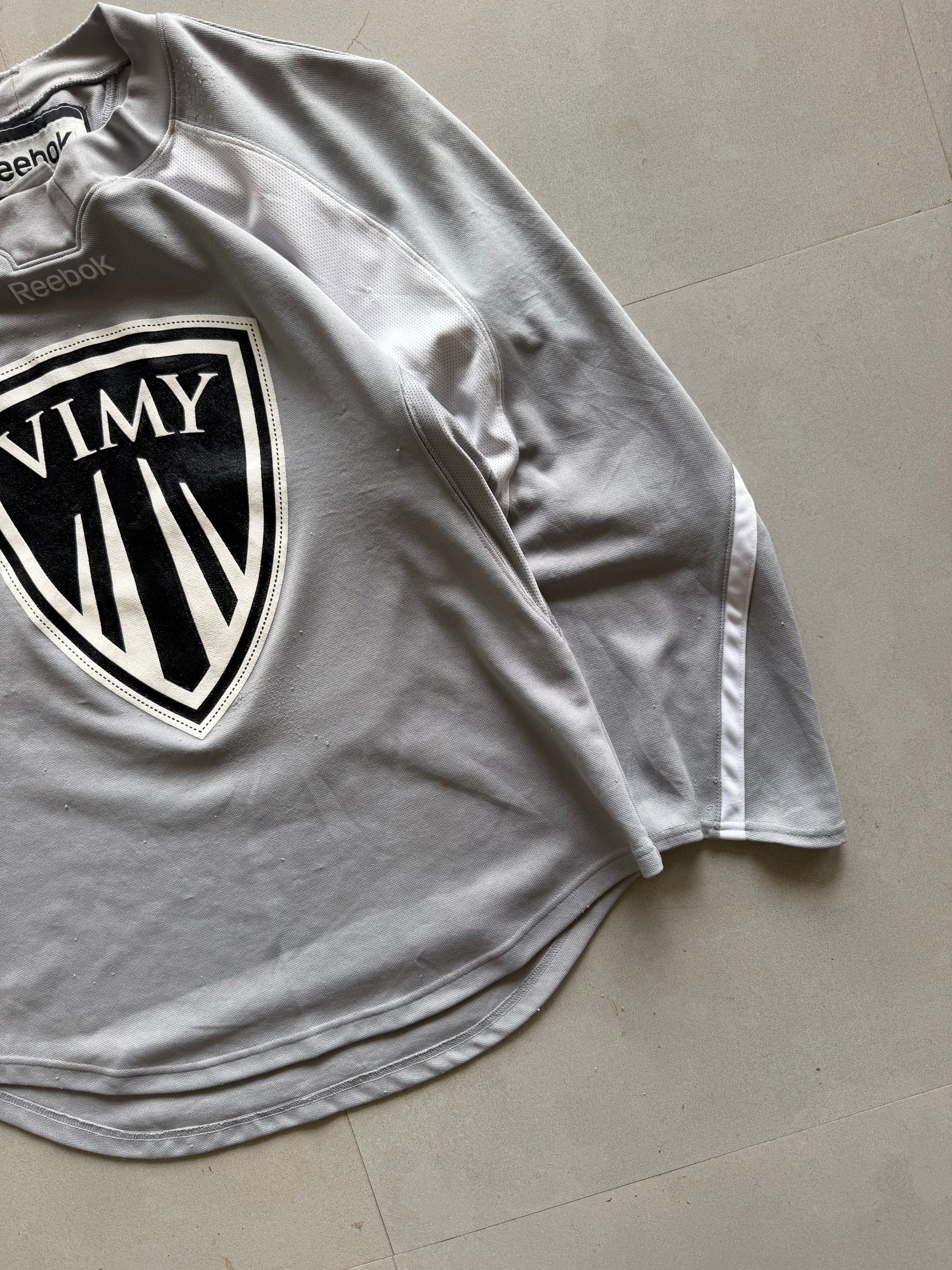 VINTAGE REEBOK VIMY RIDGE NHL JERSEY - M