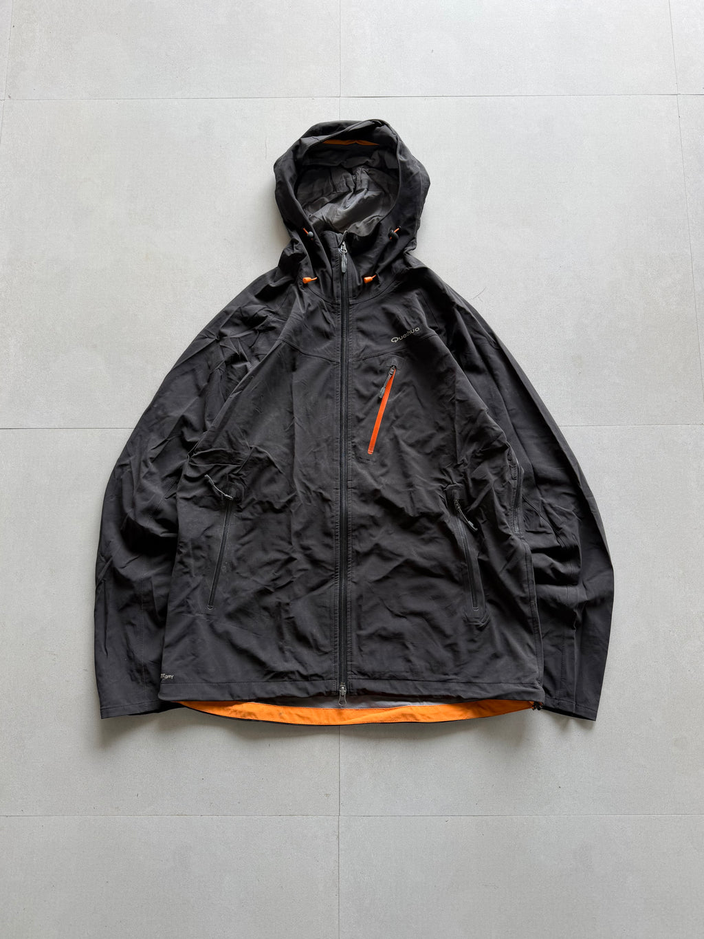 QUECHUA HOODED TACTICAL JACKET - L