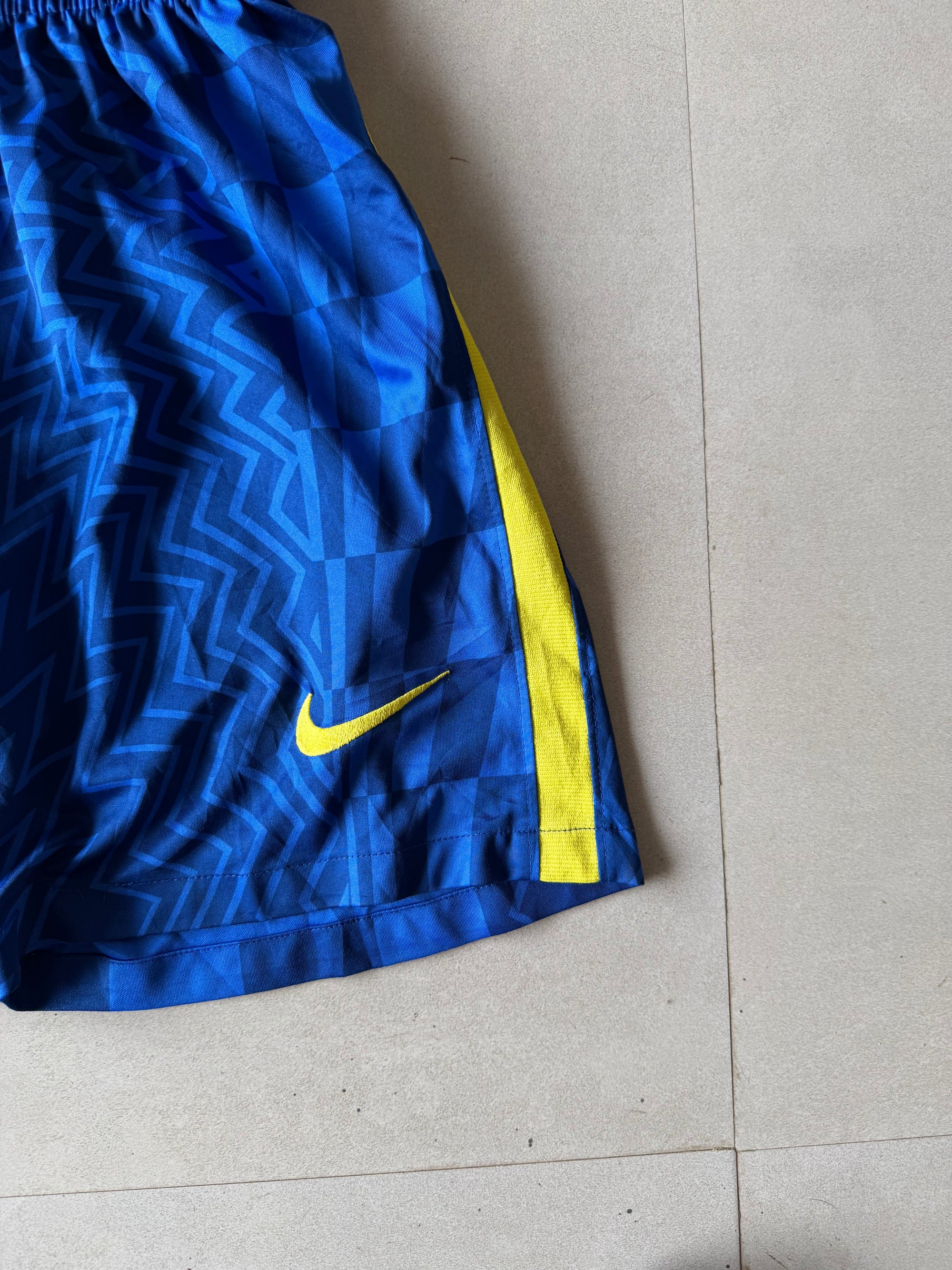 NIKE CHELSEA SHORTS - S