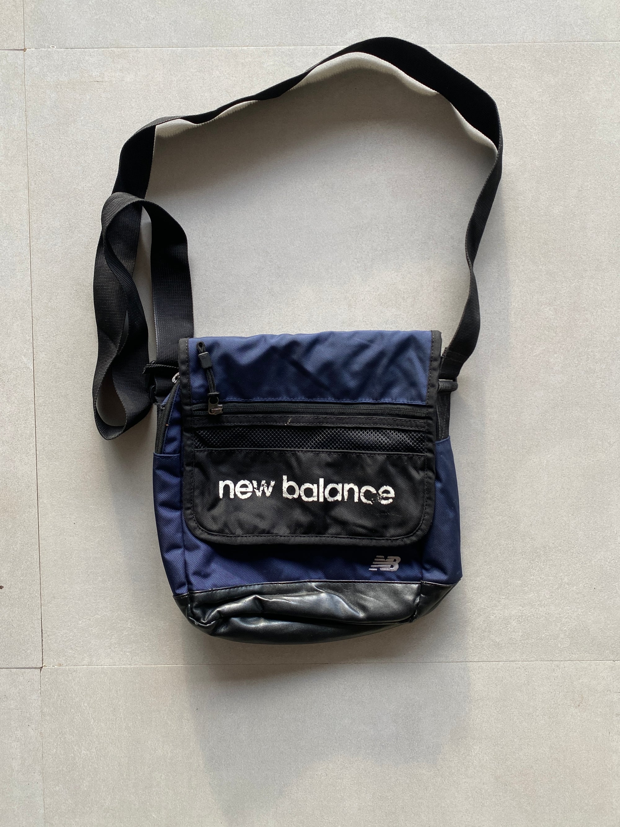 NEW BALANCE SIDE BAG