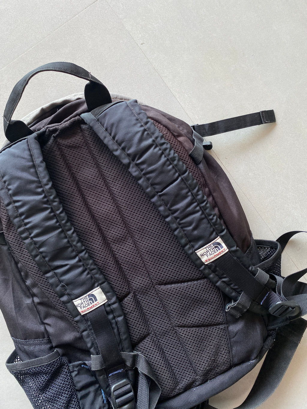 THE NORTH FACE HIKING BAG