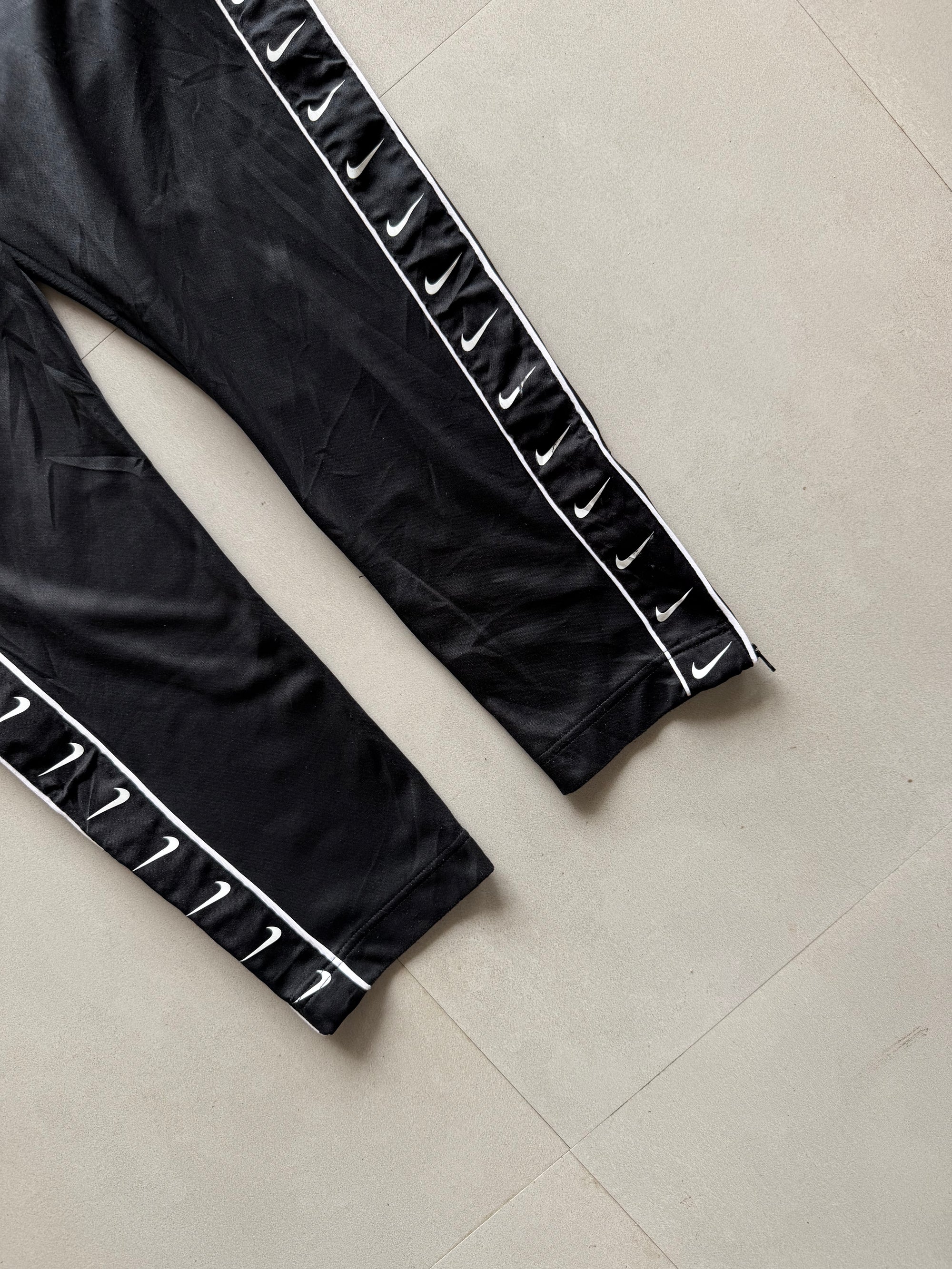 NIKE MULTI SWOOSH TRACK PANT13 -