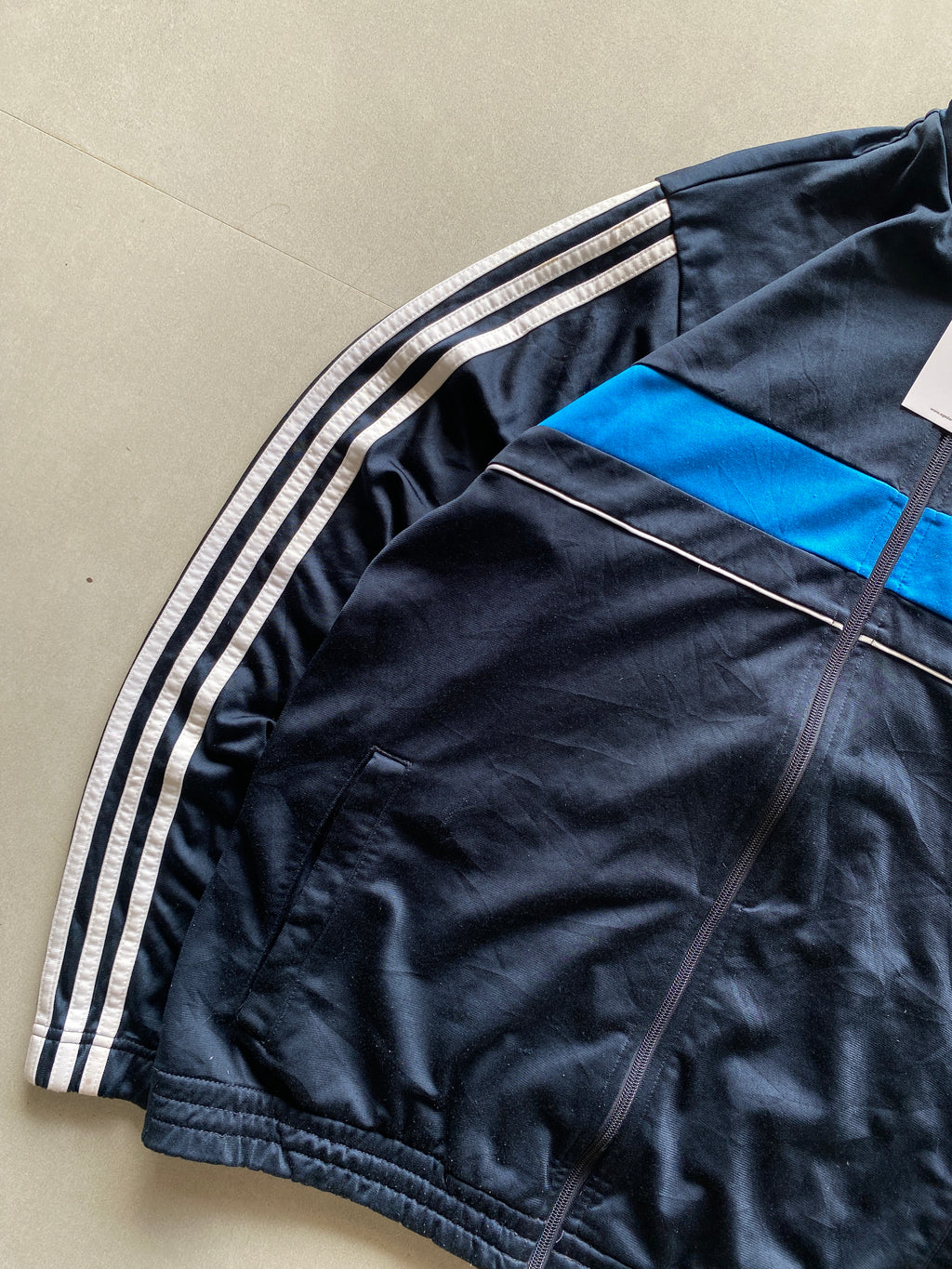 ADIDAS STRIPED JACKET - L