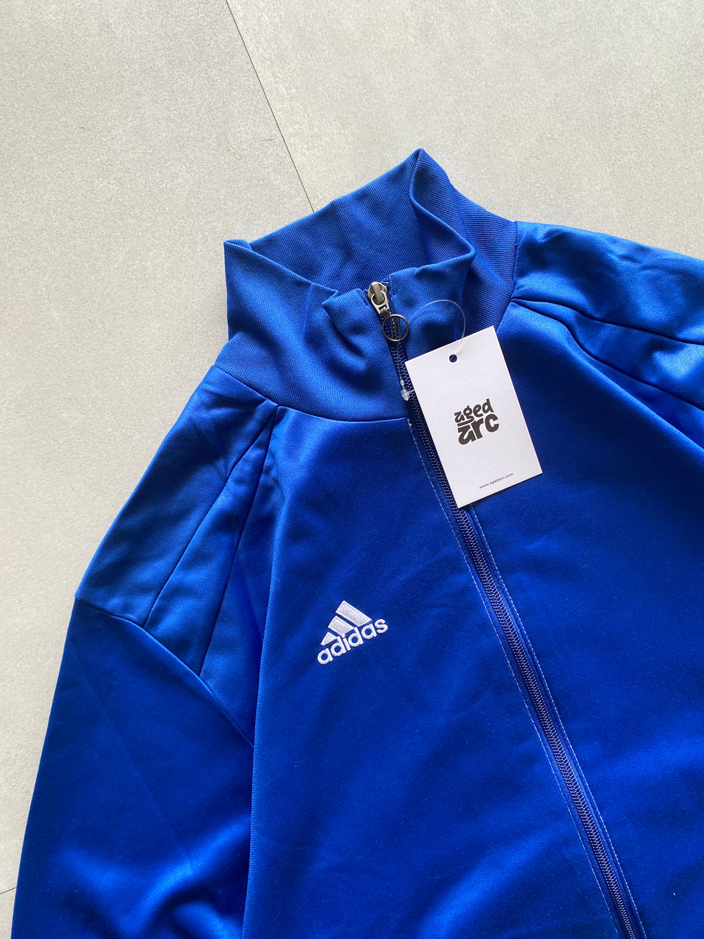 VINTAGE ADIDAS JACKET - S