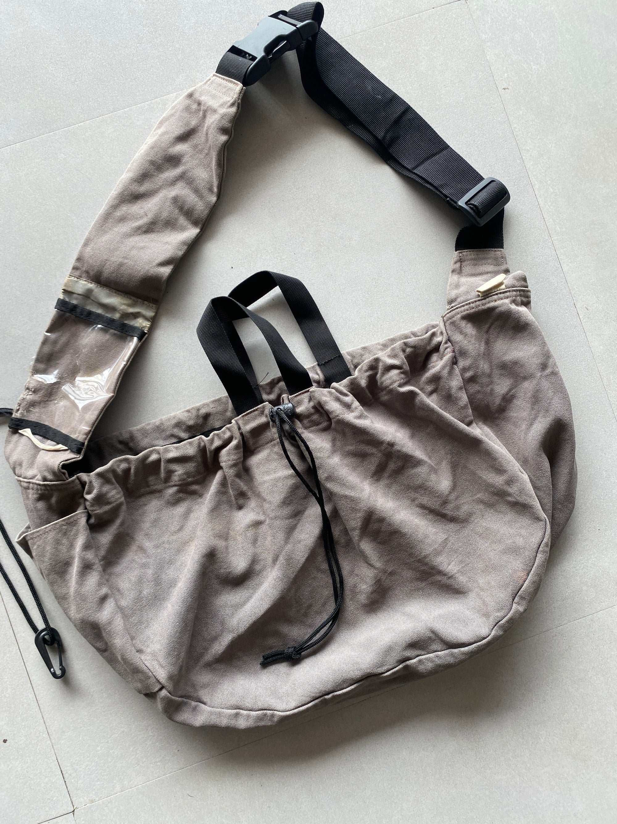 KOREAN SLING BAG