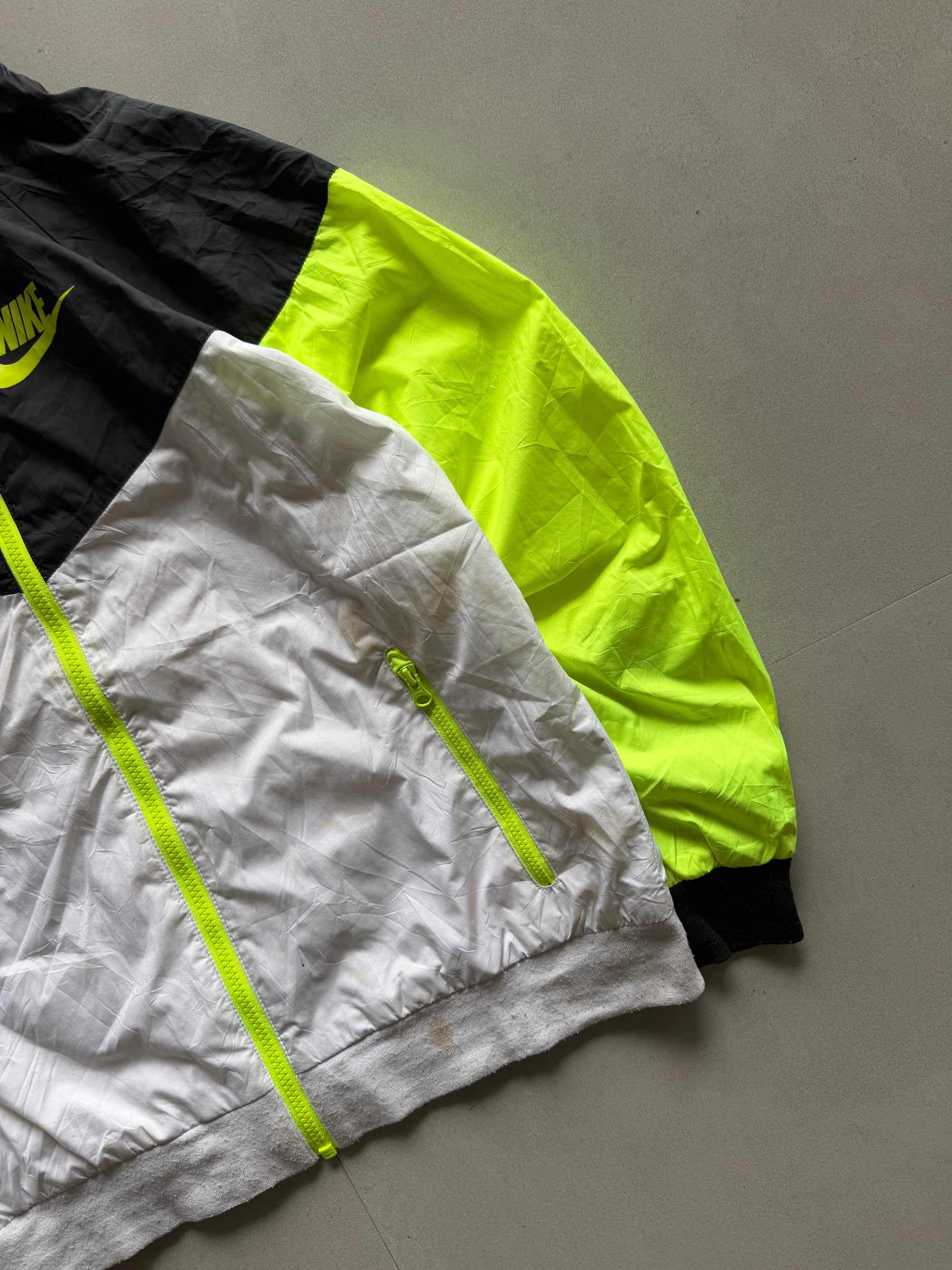 NIKE HOODED JACKET - S