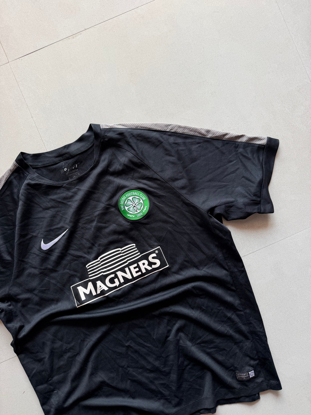 2014 NIKE CELTIC JERSEY - M