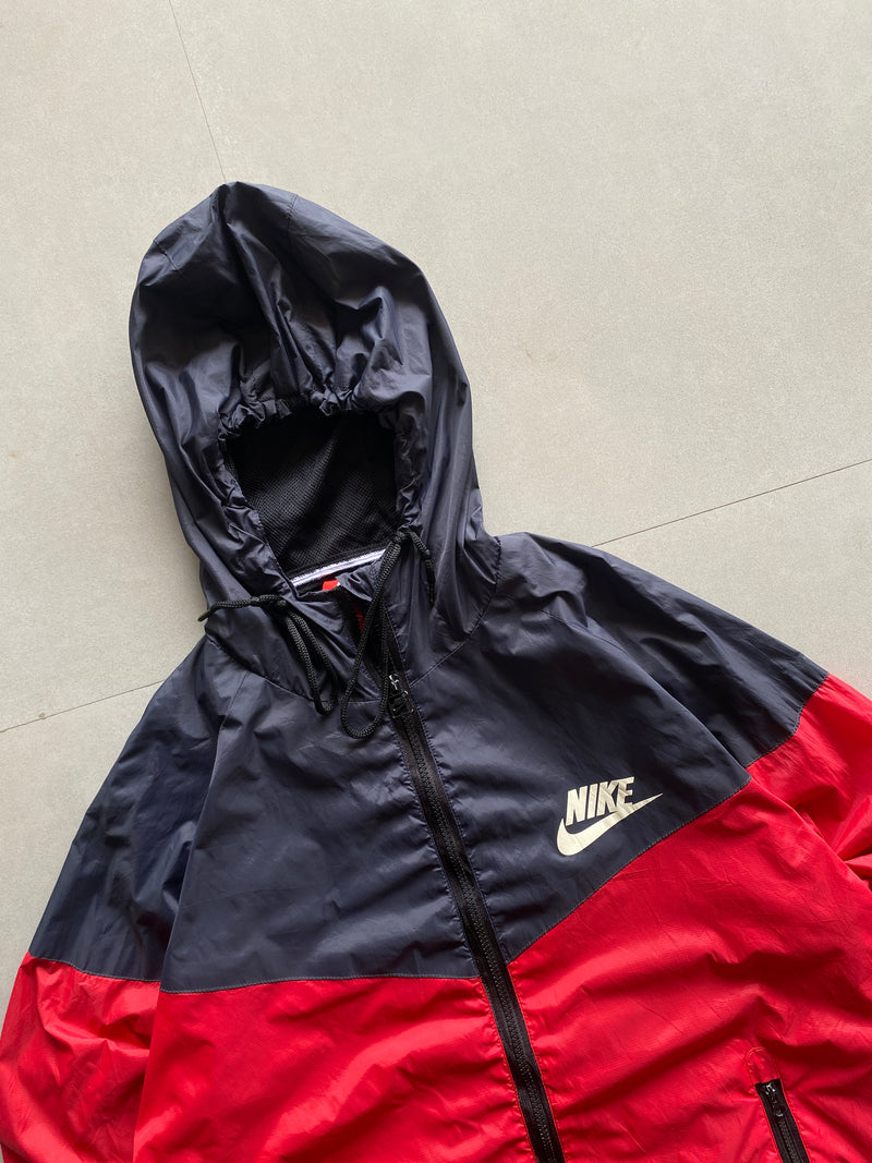 VINTAGE NIKE JACKET - L