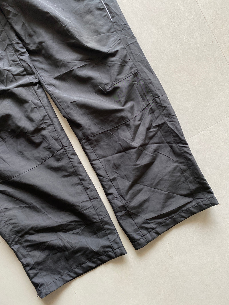 BAGGY TRACK PANT - M