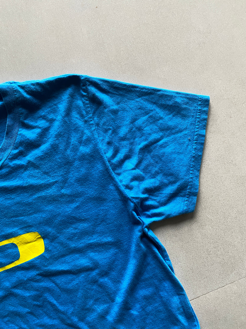 VINTAGE OAKLEY TEE - XS