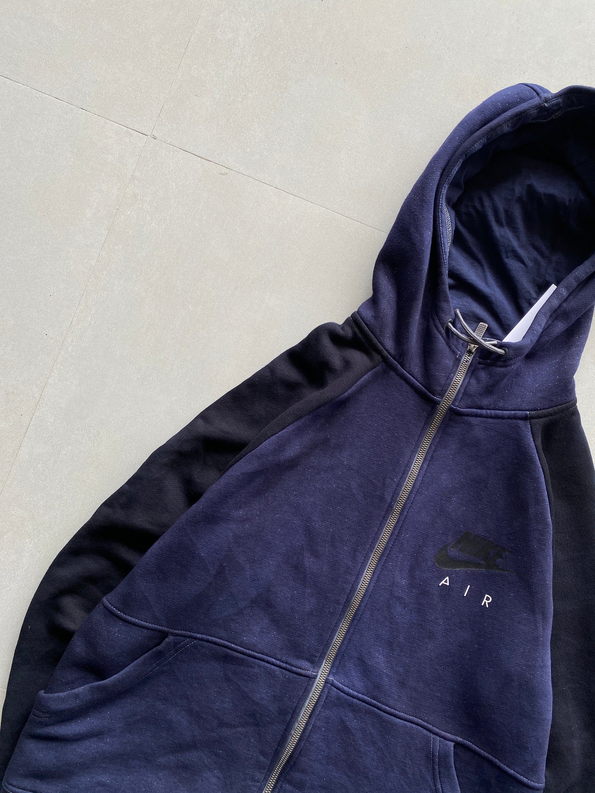 NIKE AIR ZIPPER HOODIE - M