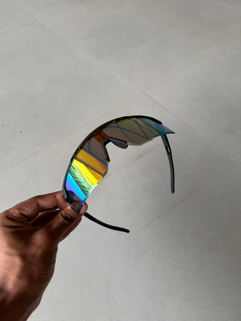 UV PROTECTED SPORTS GOGGLES