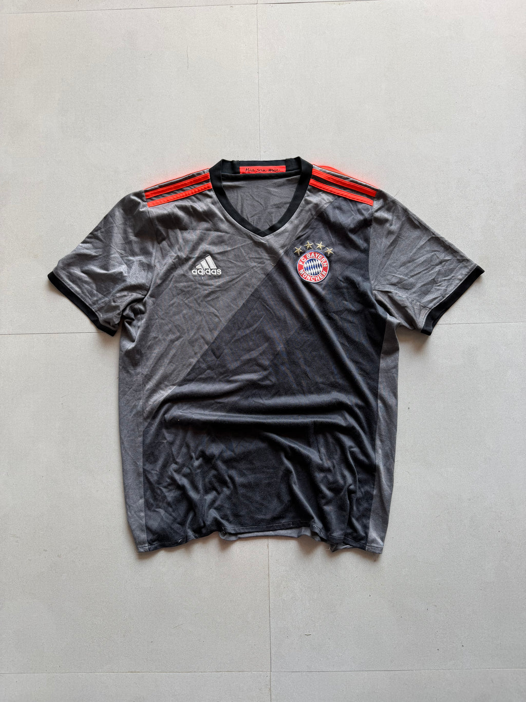 2017 ADIDAS BAYERN JERSEY - M