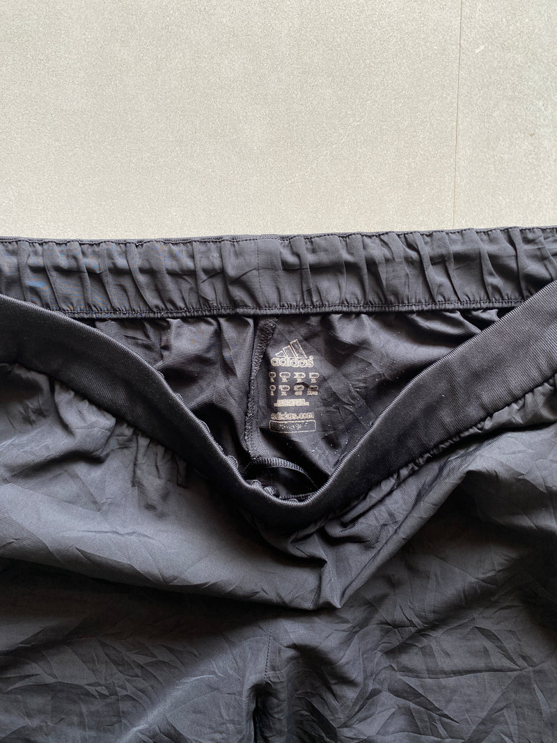 ADIDAS BAGGY TRACK PANT - L