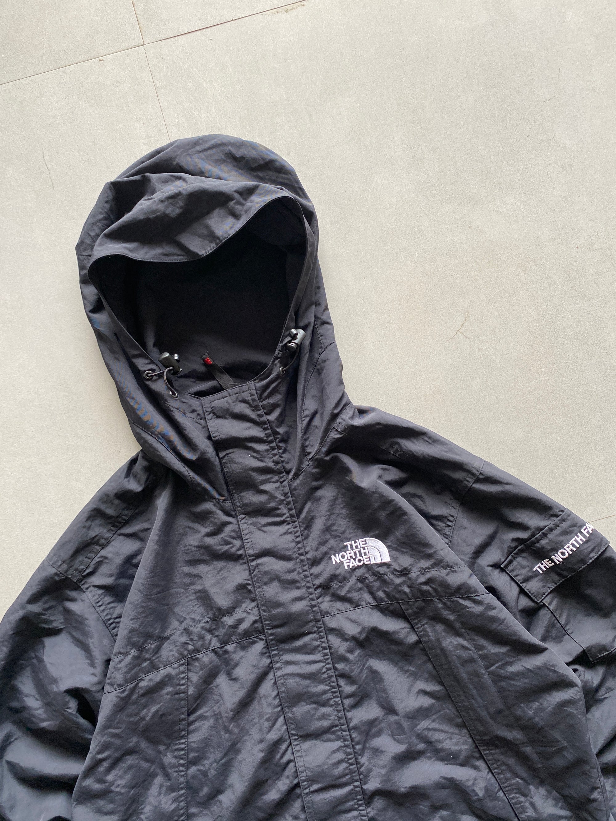 THE NORTH FACE HOODED JACKET - M