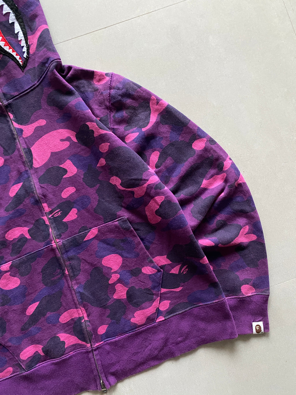 BAPE SHARK HOODIE - M