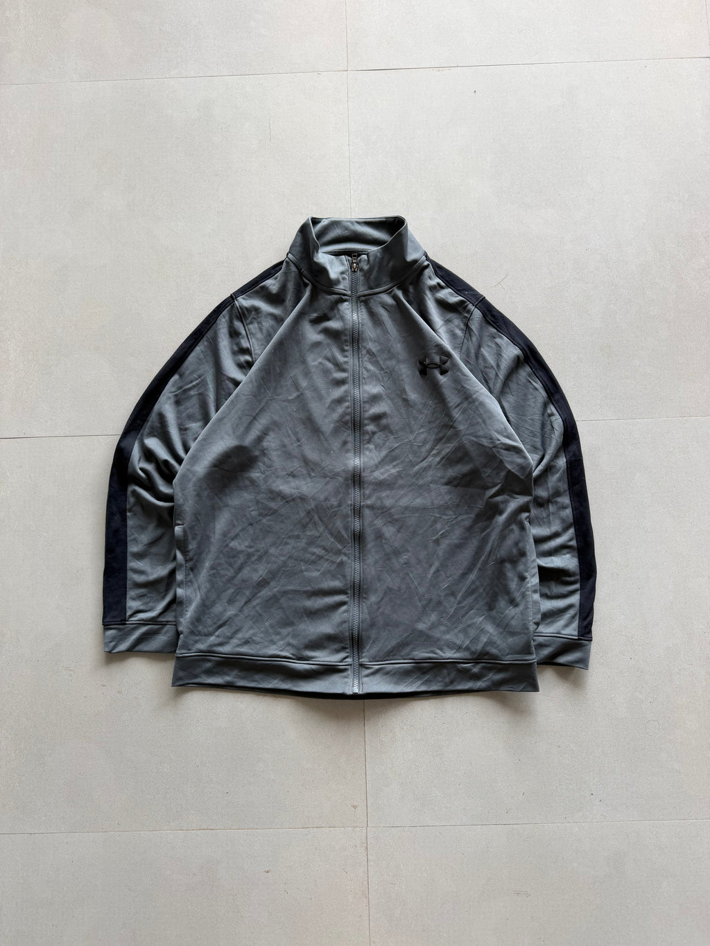UNDER ARMOUR JACKET - XL