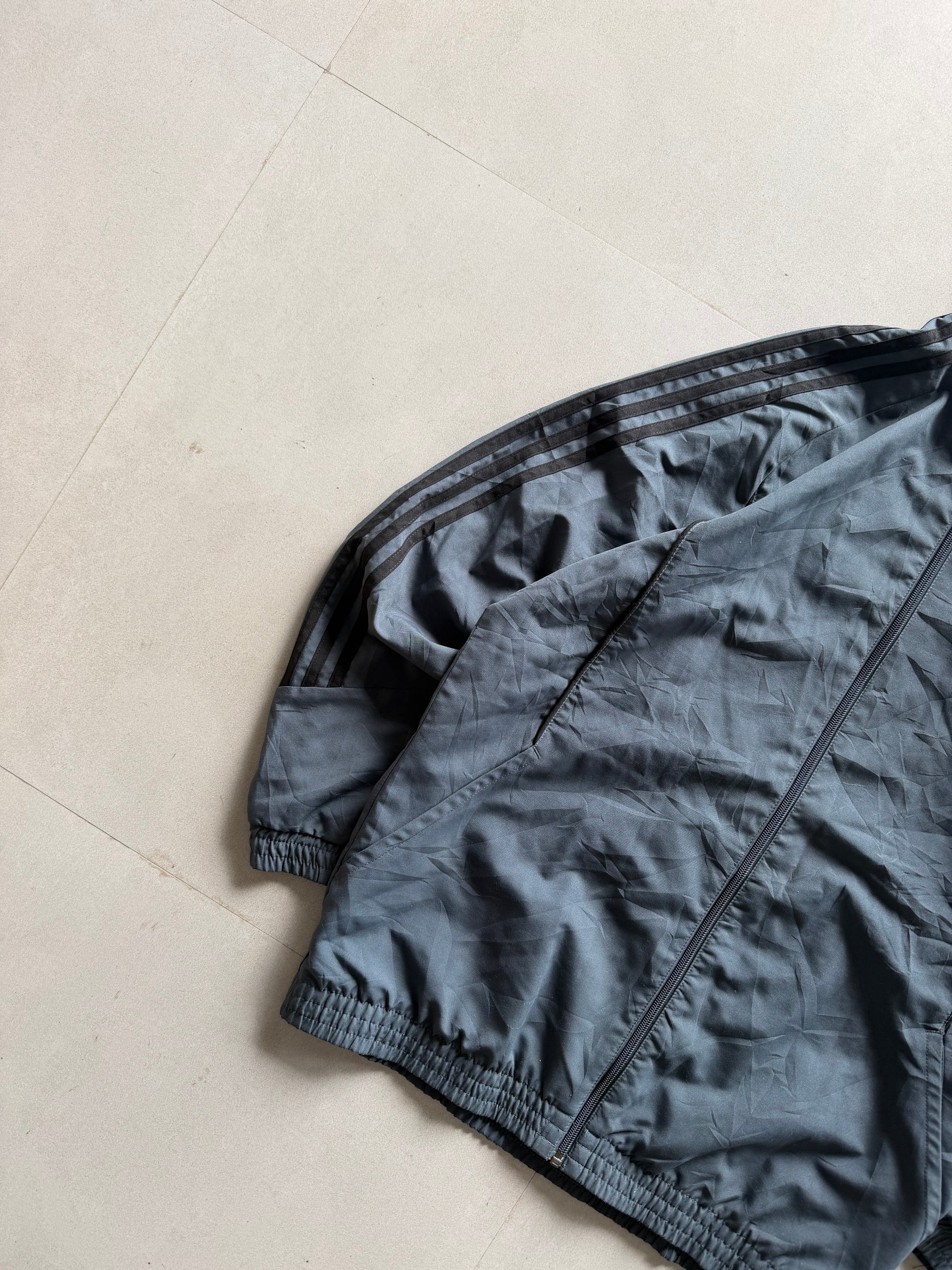 ADIDAS STRIPED JACKET - M
