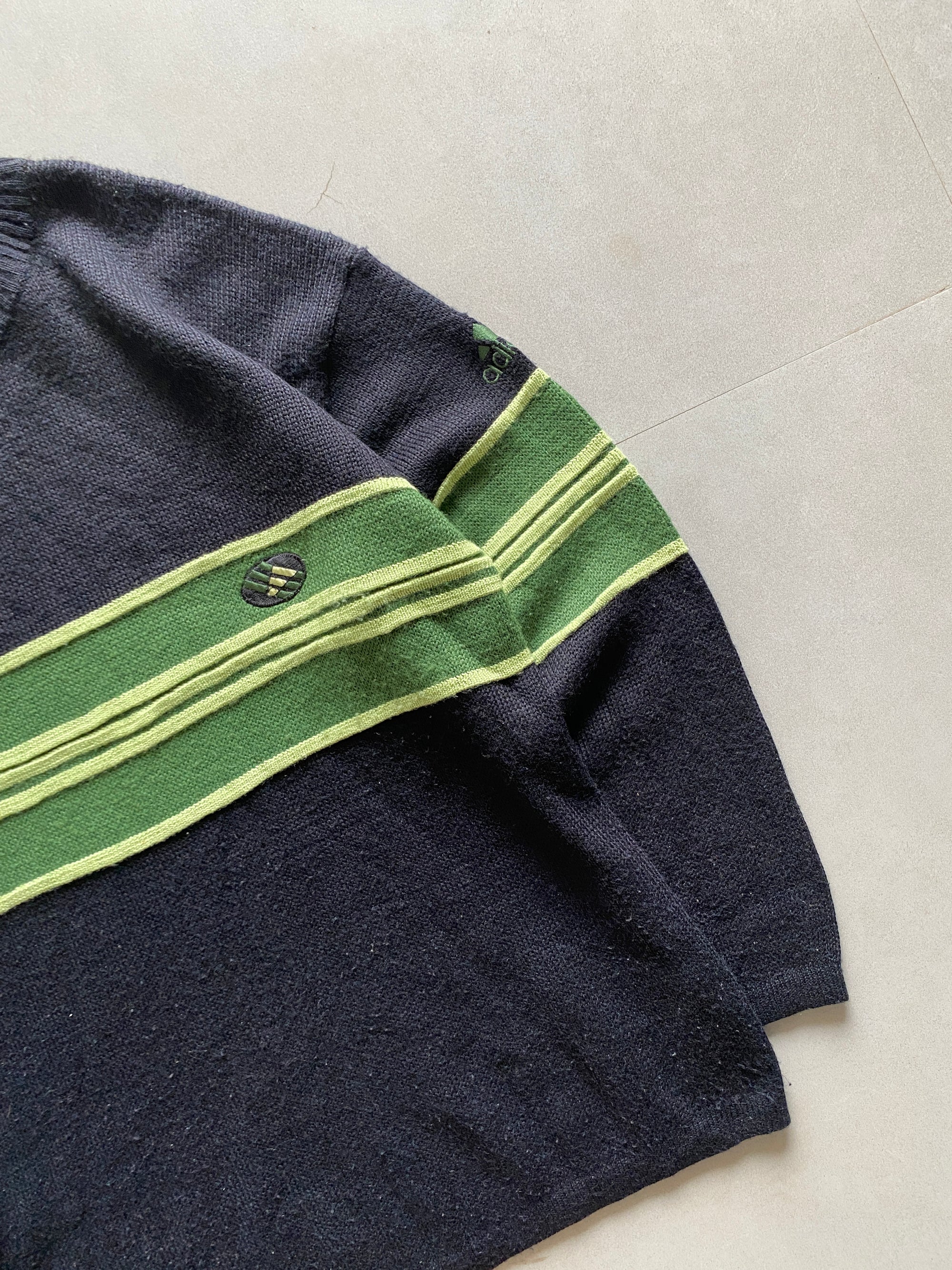 90s ADIDAS KNIT  SWEATSHIRT - XL