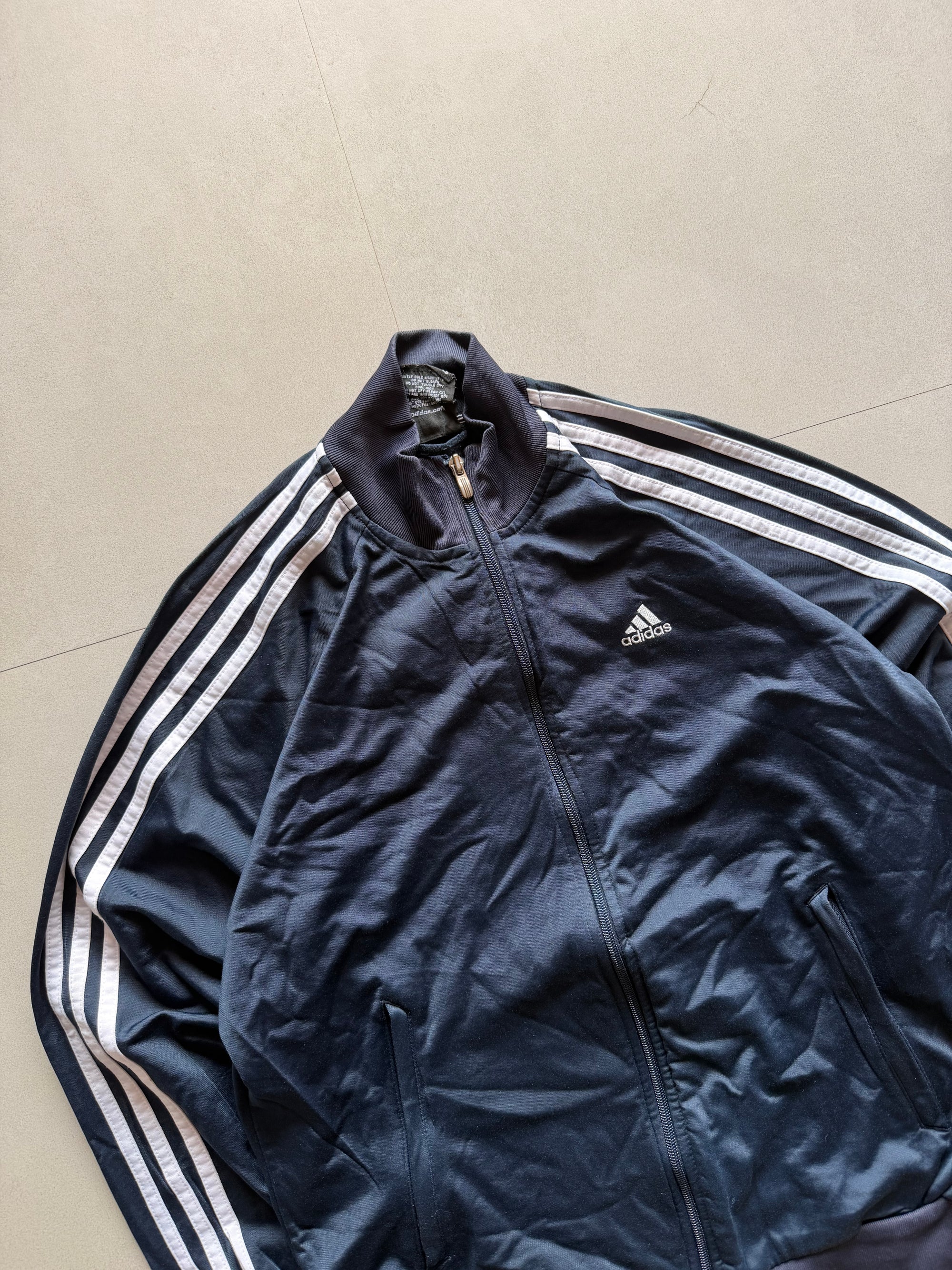 ADIDAS STRIPED JACKET  - M