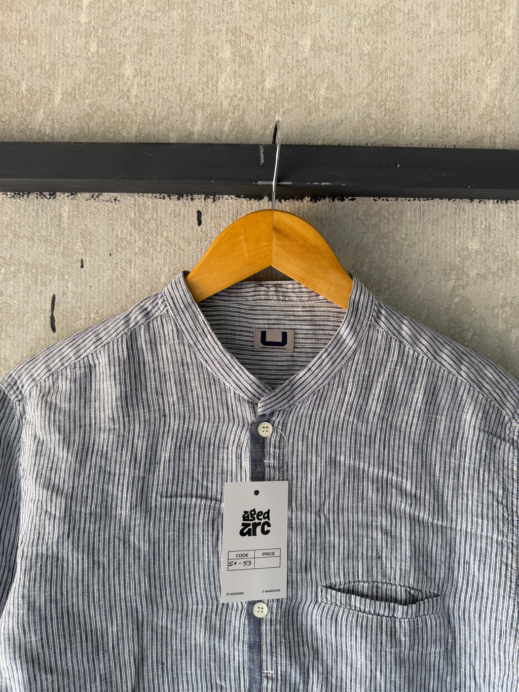 STRIPED SHIRT - L ST53