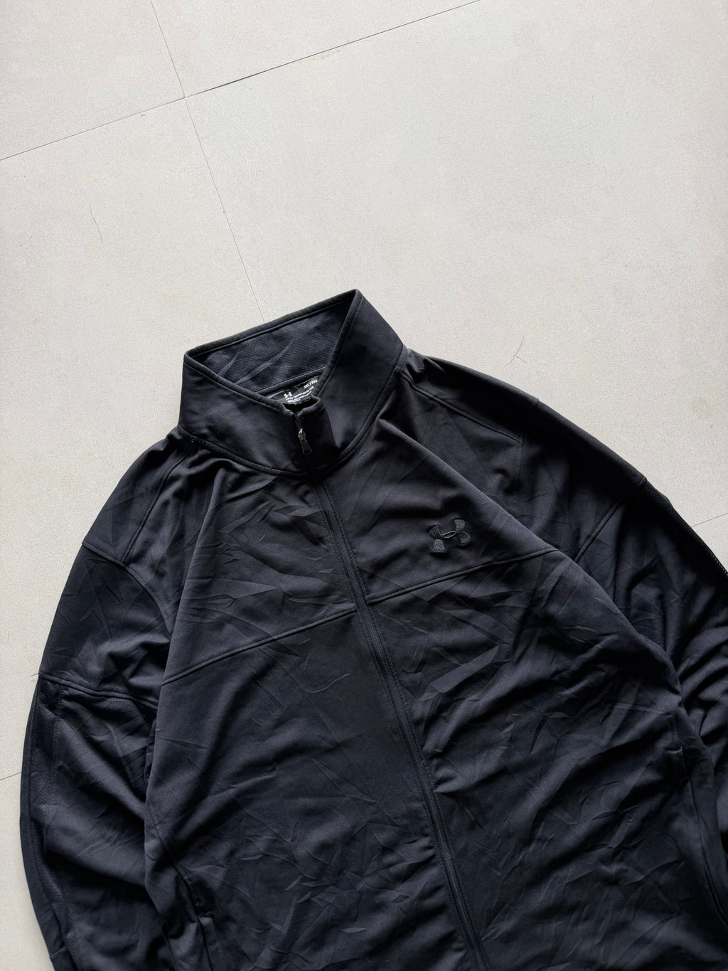 UNDER ARMOUR JACKET - XL