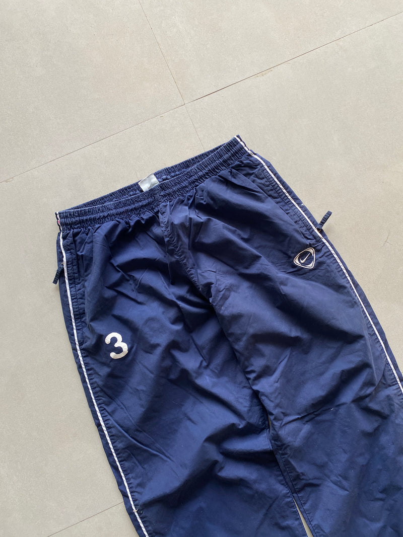 NIKE TRACK PANT - M