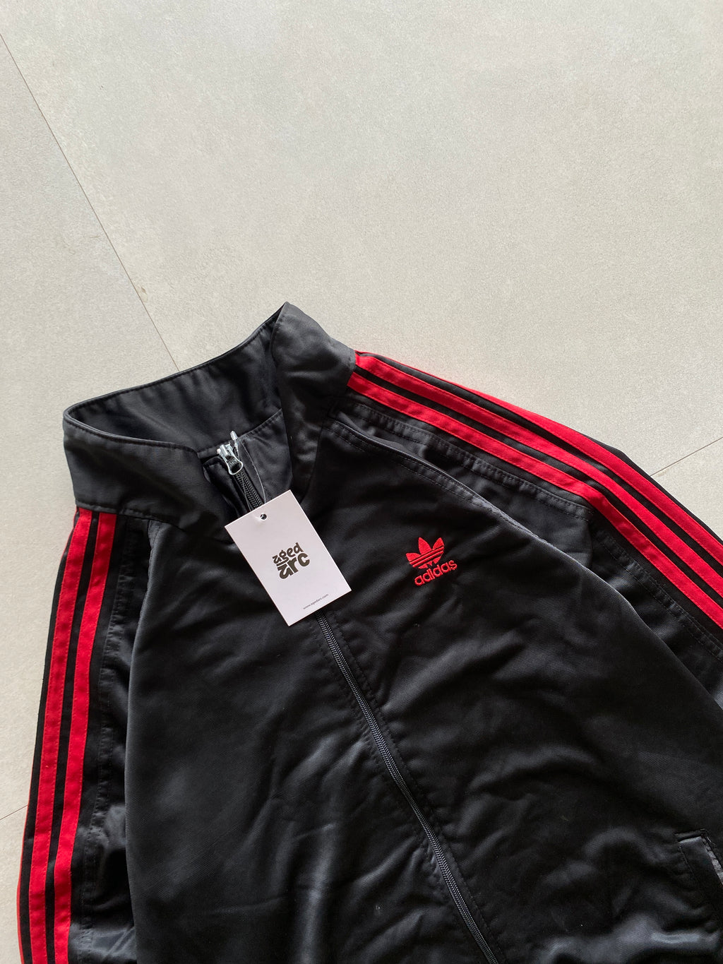 ADIDAS ORGINALS STRIPED JACKET - M