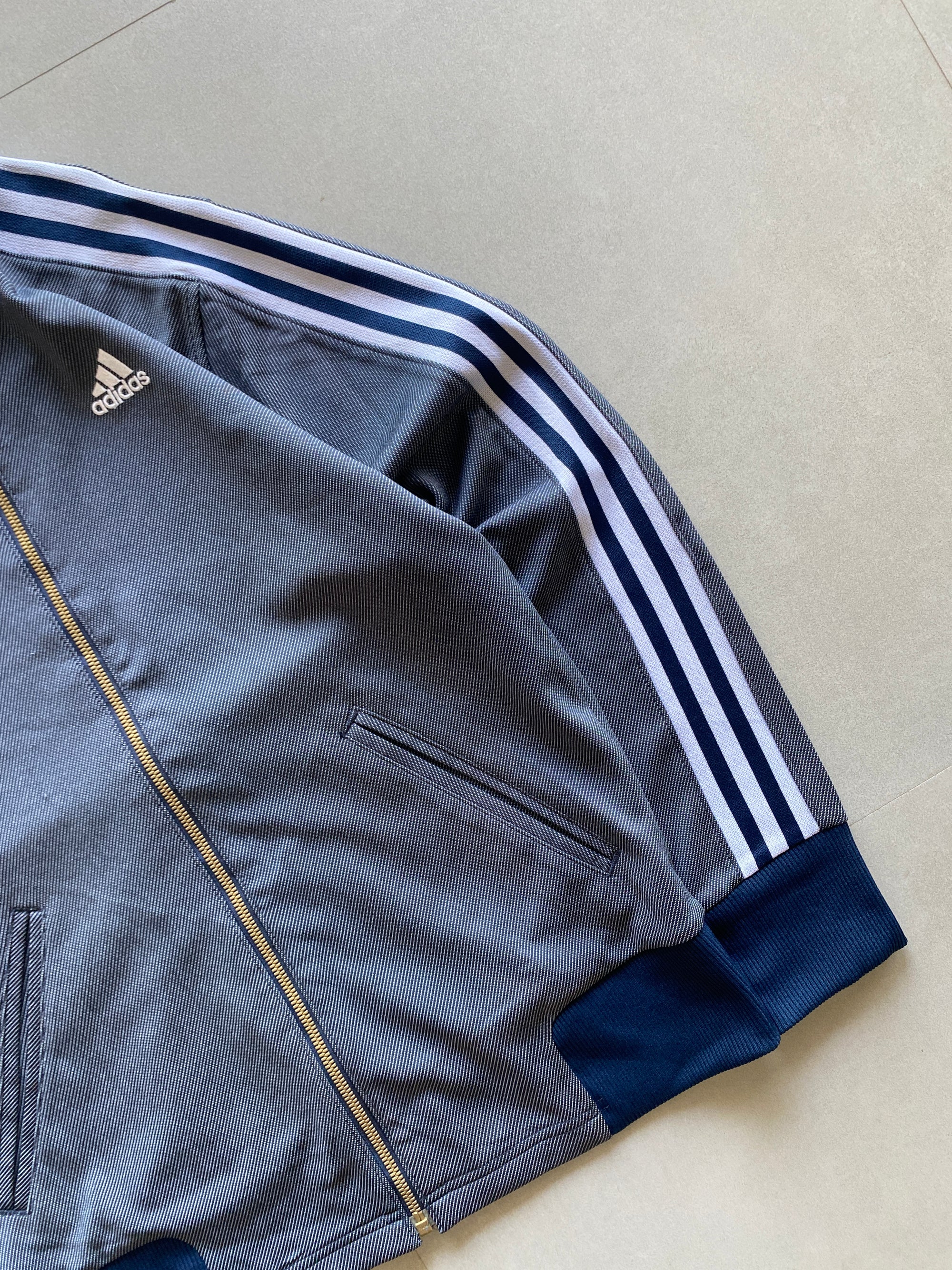 ADIDAS STRIPED JACKET - S