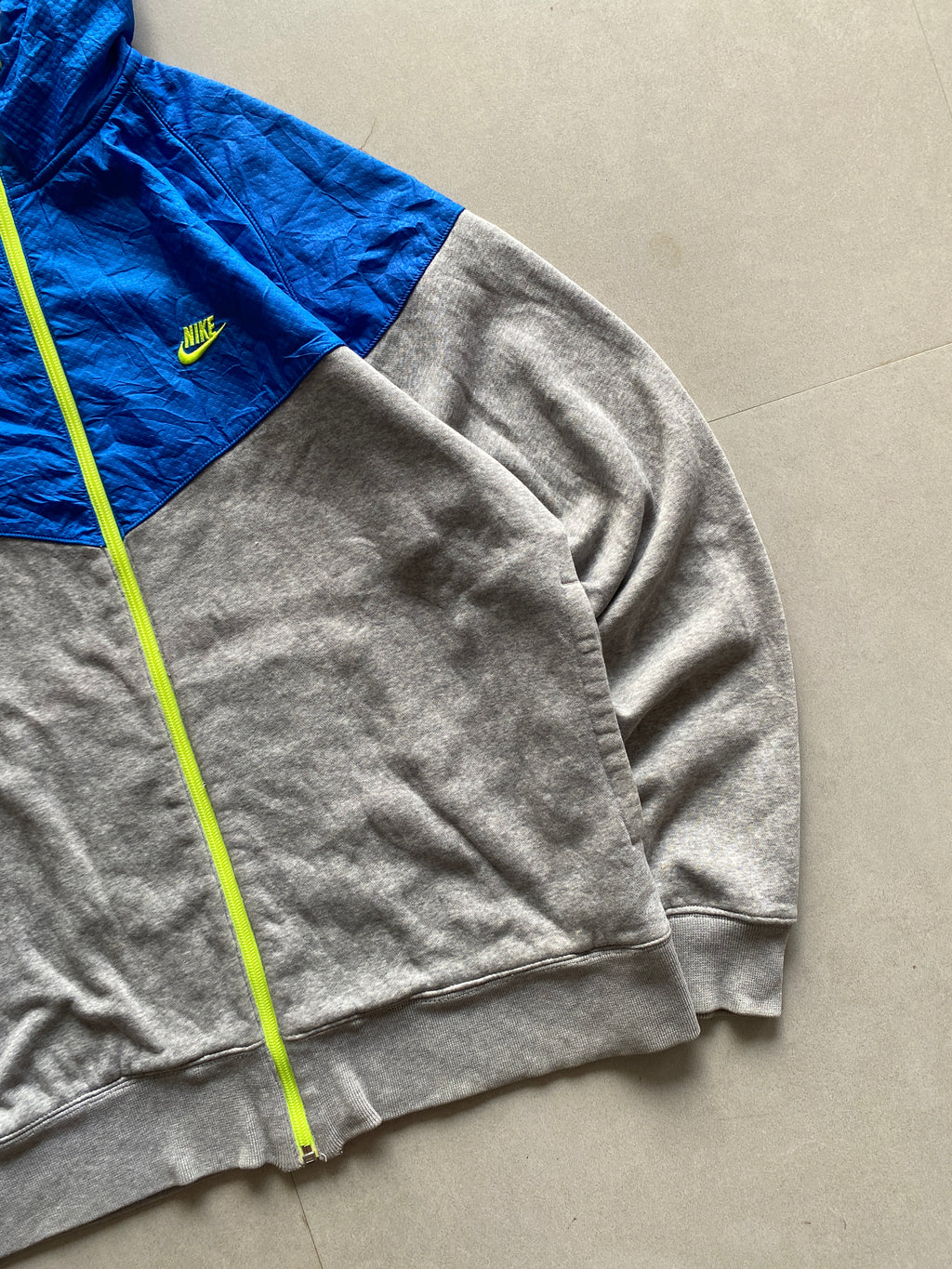 VINTAGE NIKE JACKET - M