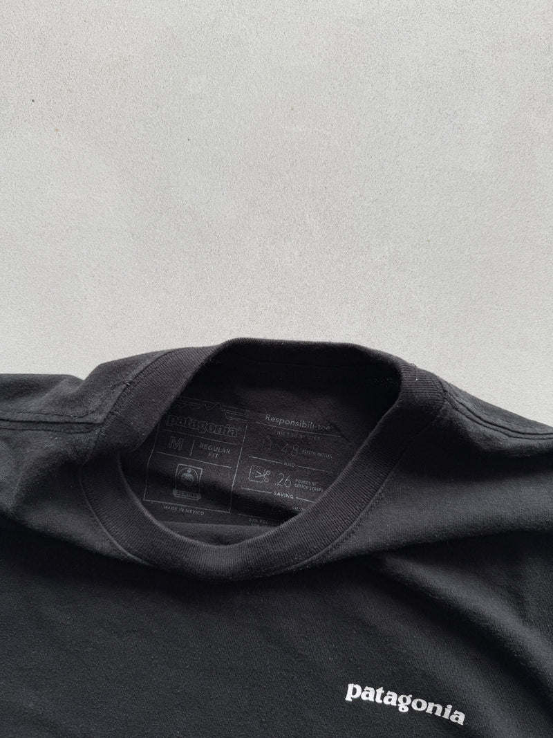 PATAGONIA TEE - L