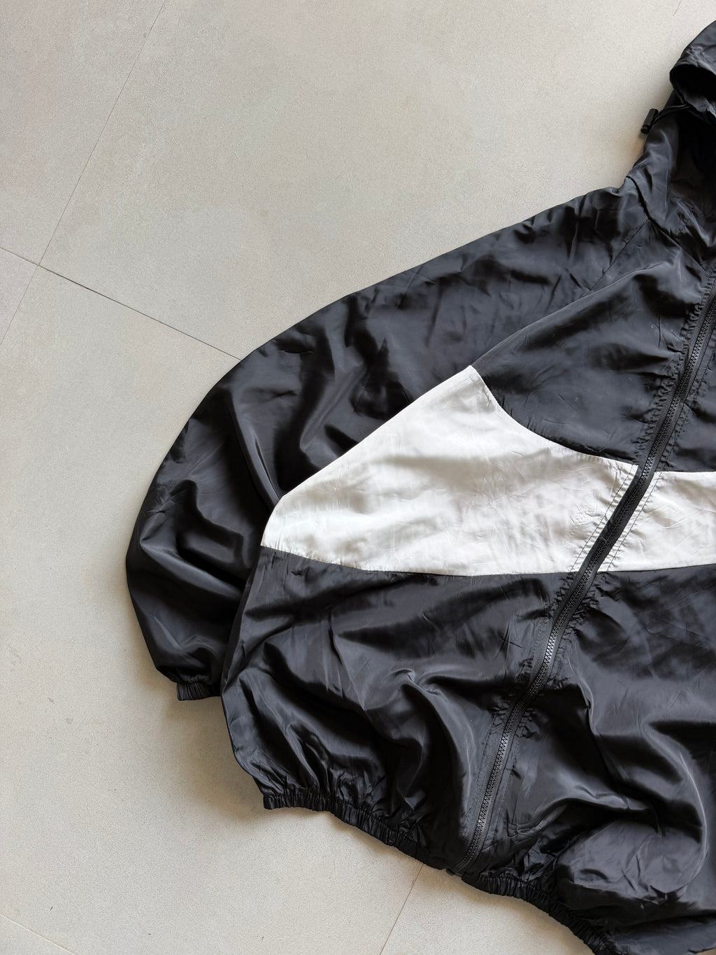 VINTAGE STYLE SWOOSH JACKET -