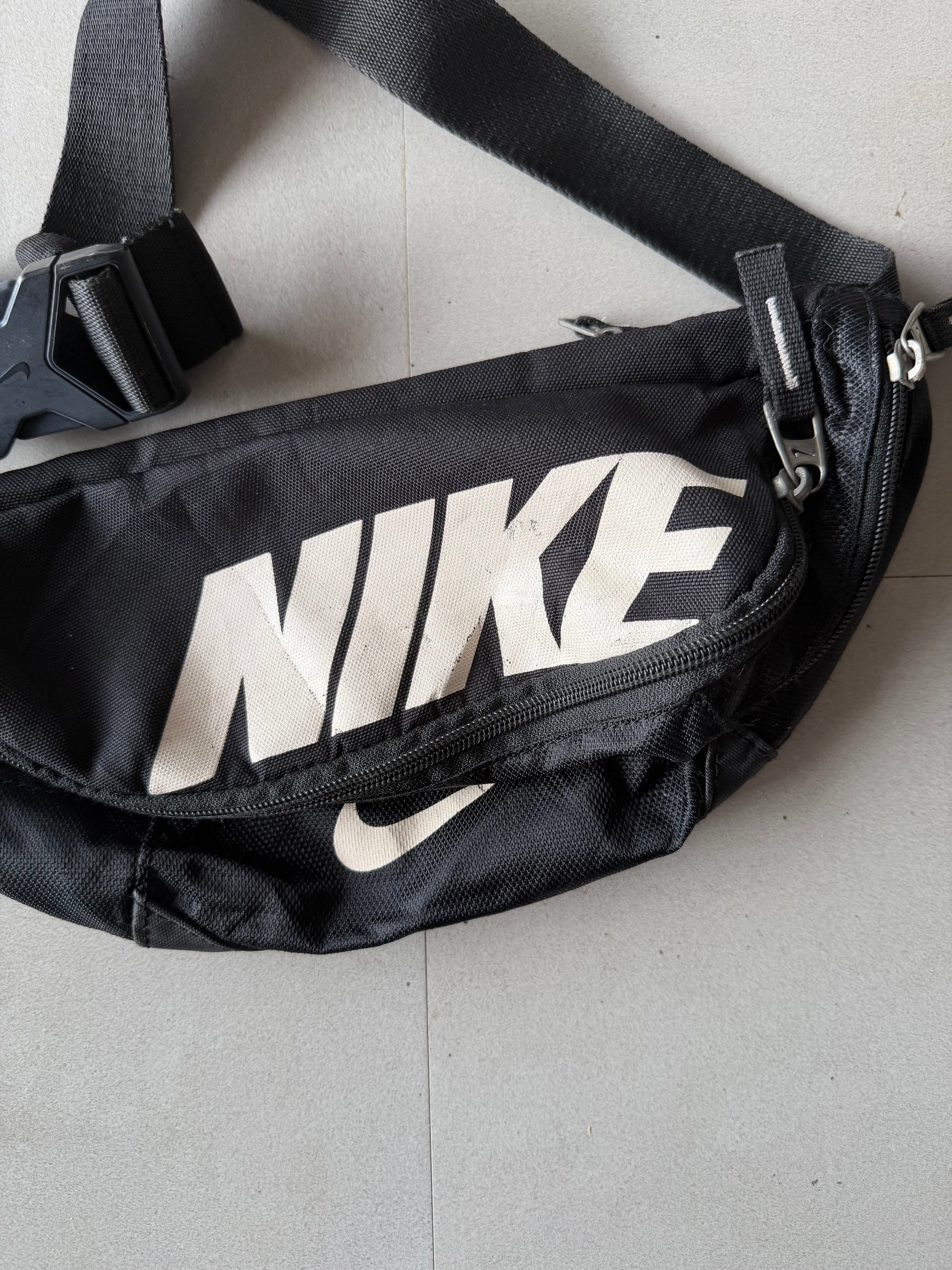 NIKE FANNY PACK