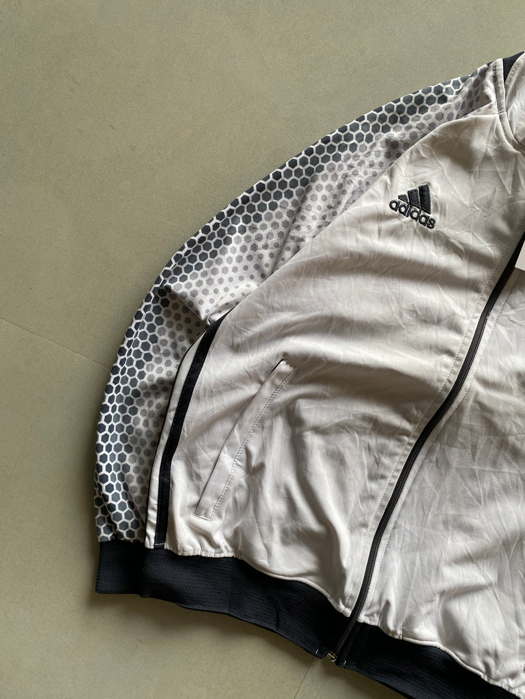 ADIDAS MANCHESTER UNITED JACKET - XS