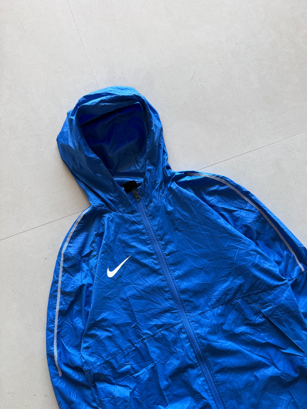 NIKE HOODED JACKET - M