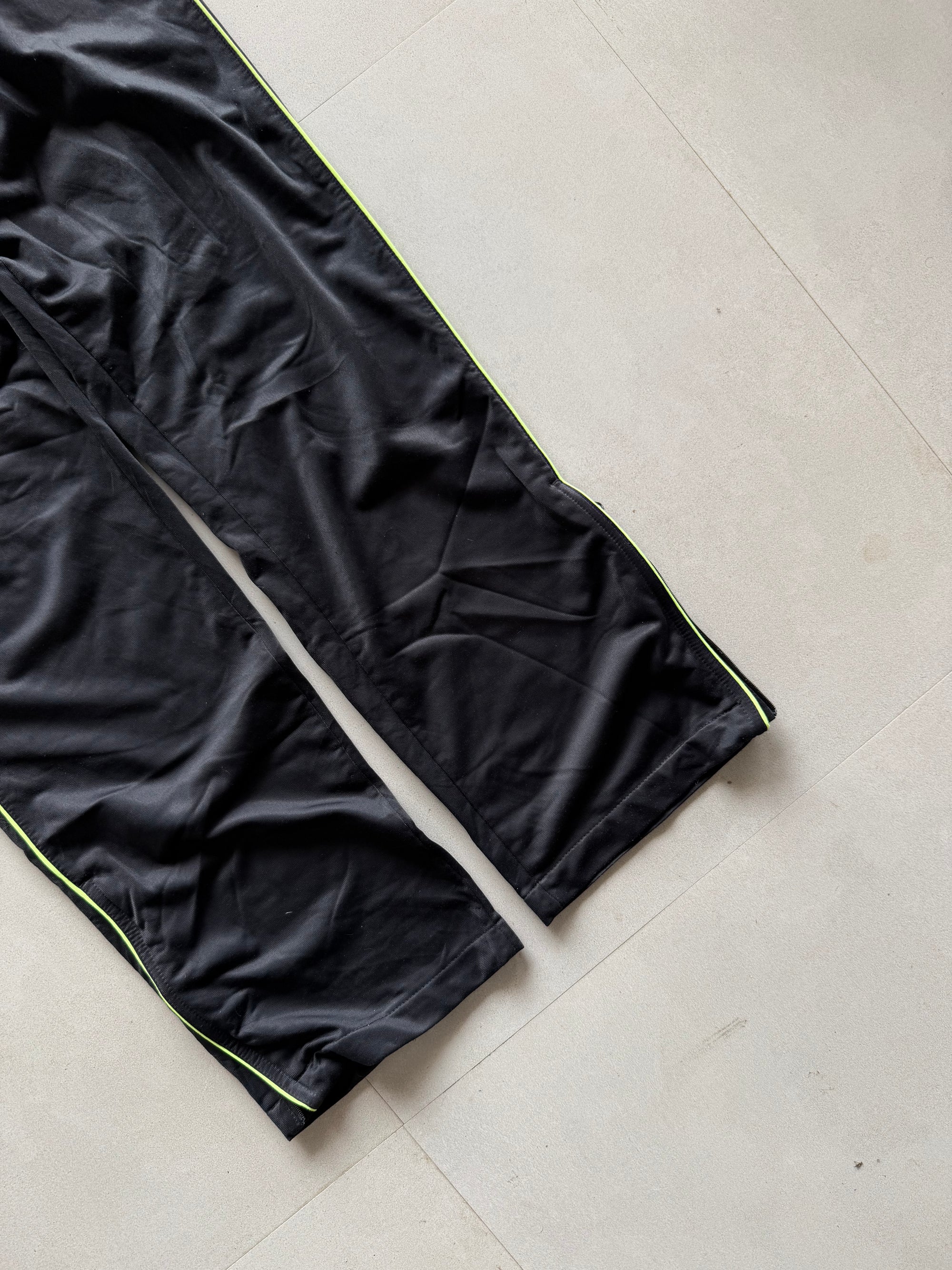 NIKE BAGGY TRACK PANT - NO TAG