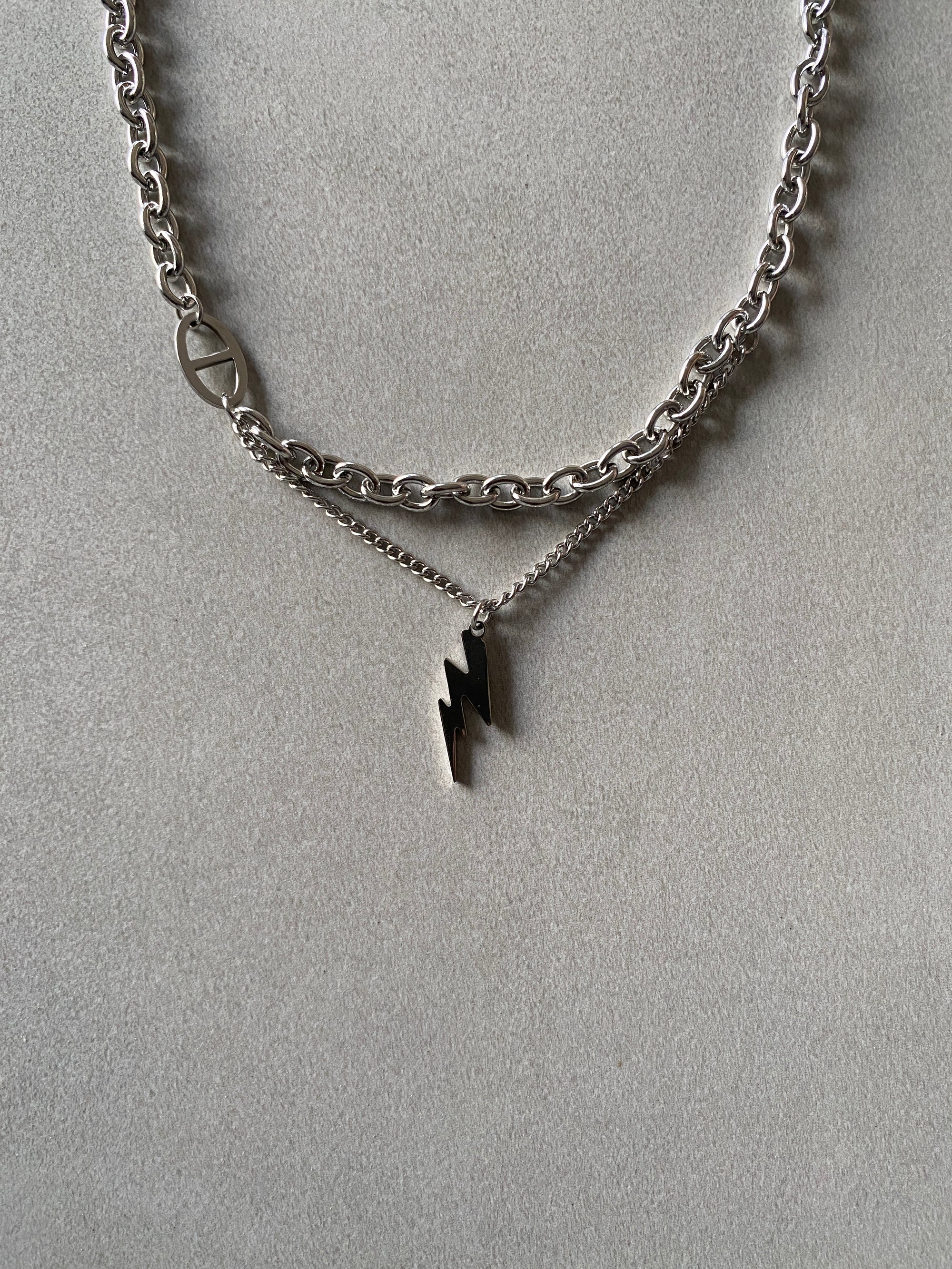 LIGHTNING BOLT HEAVY PENDANT CHAIN