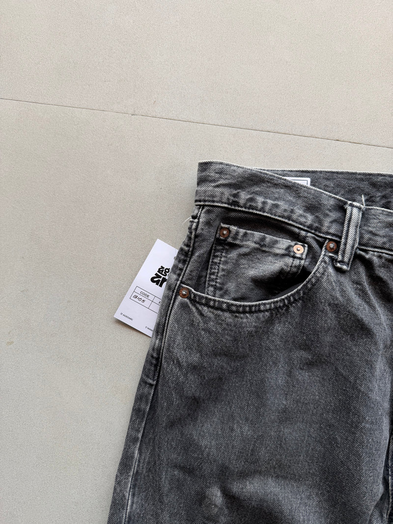 B105 STRIGHTFIT DENIM - M