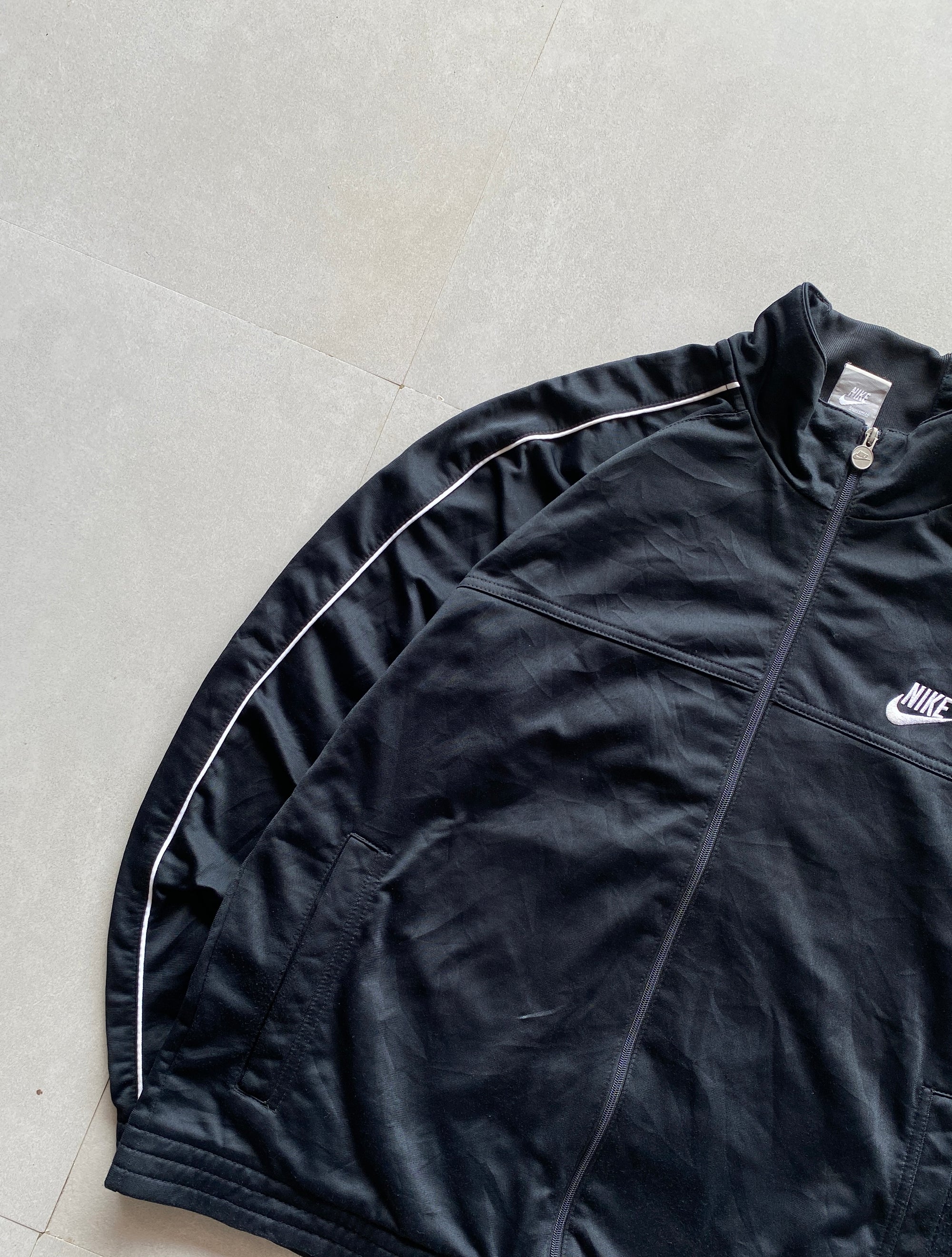 NIKE SOLID JACKET - M